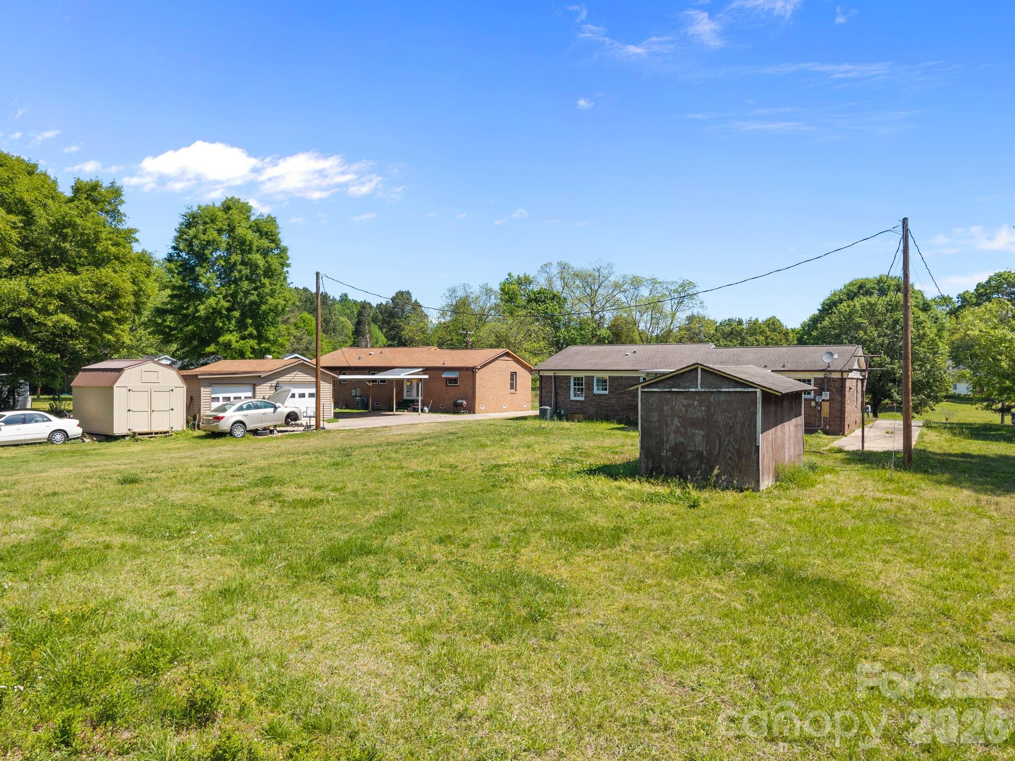165 Hawkins Loop Property Photo 32