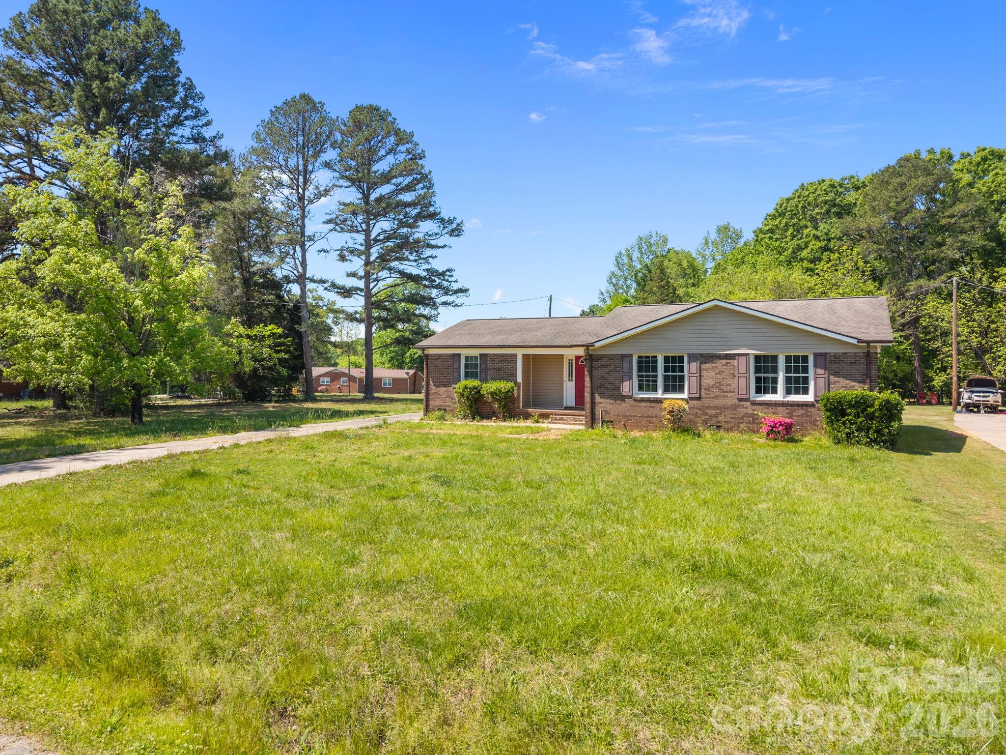165 Hawkins Loop Property Photo 34