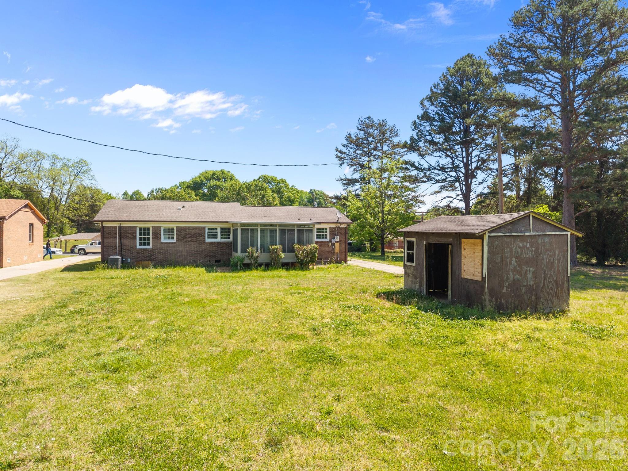 165 Hawkins Loop Property Photo 38