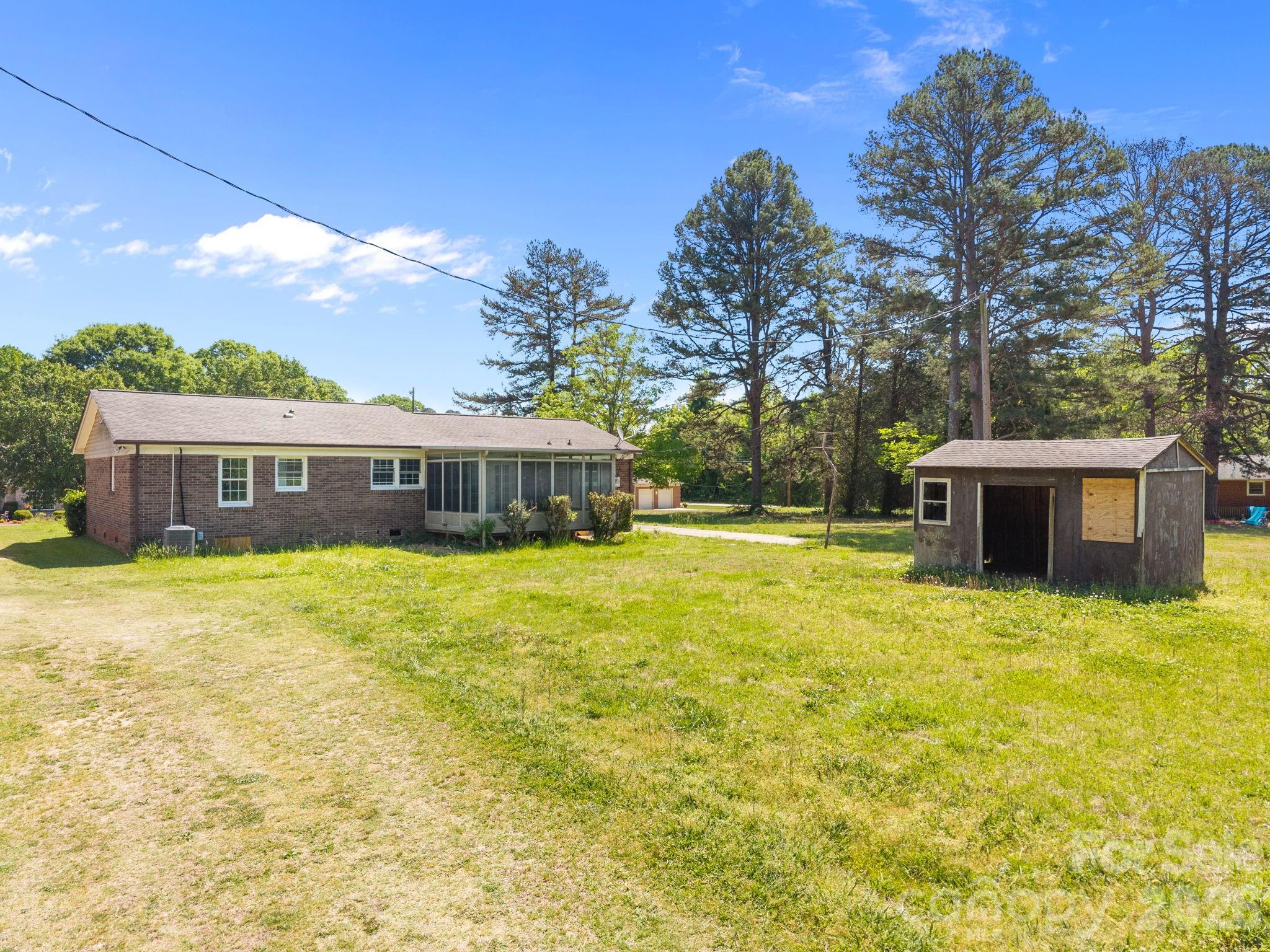 165 Hawkins Loop Property Photo 39