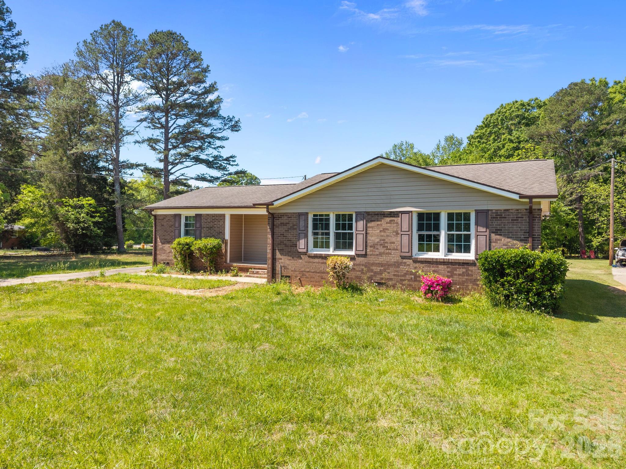 165 Hawkins Loop Property Photo 40