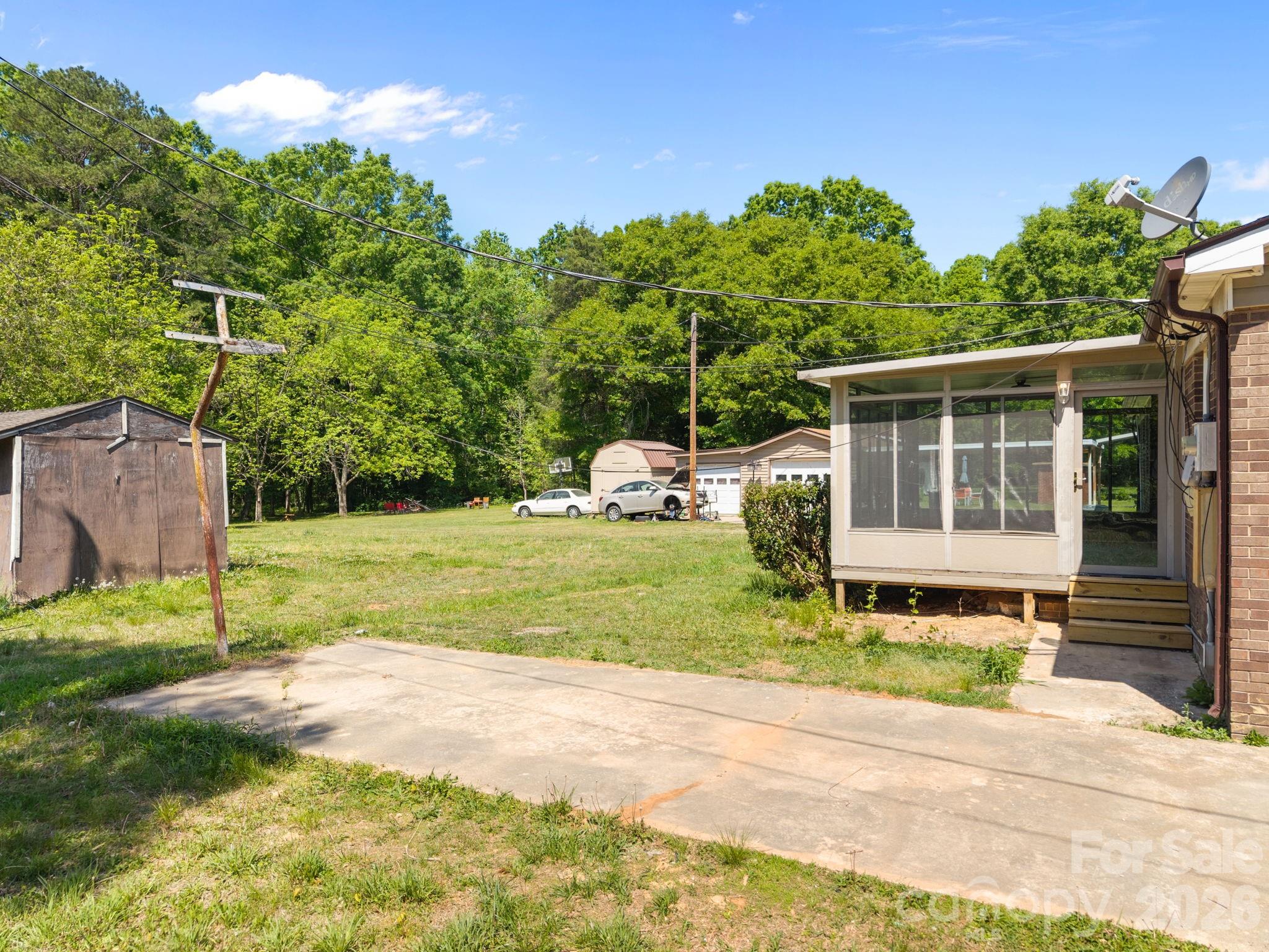 165 Hawkins Loop Property Photo 46