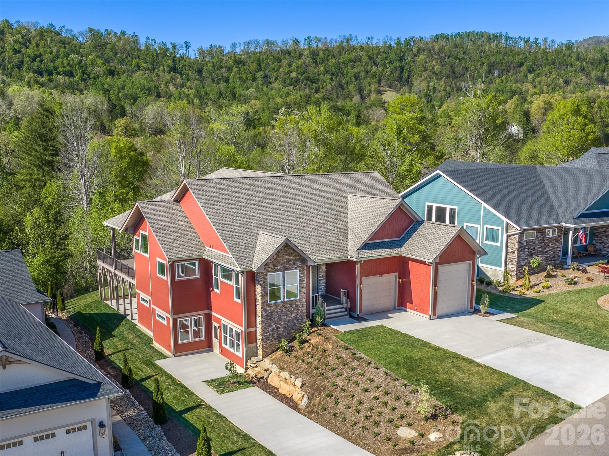 49 Al Dorf Drive Property Photo 2