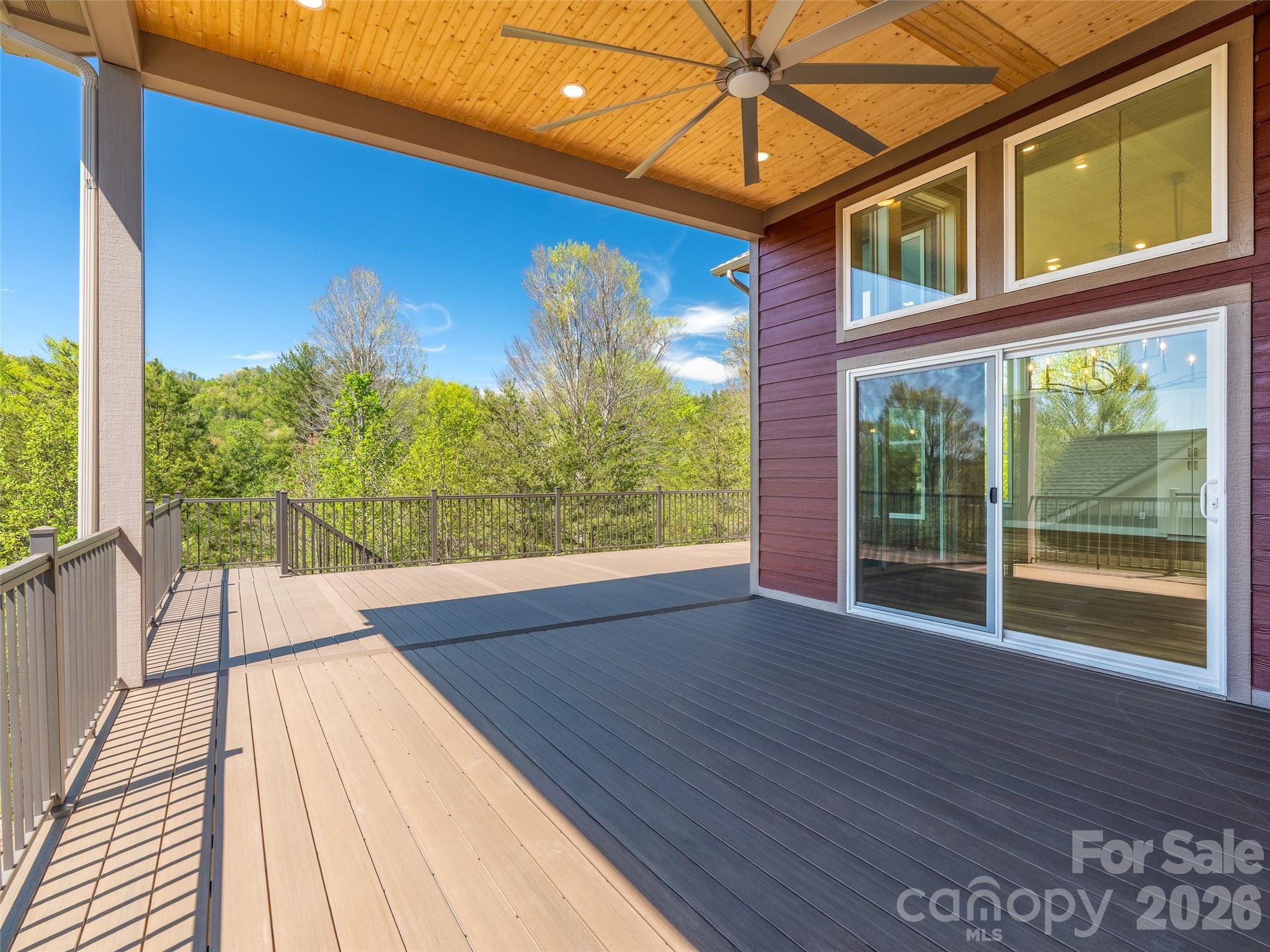 49 Al Dorf Drive Property Photo 4