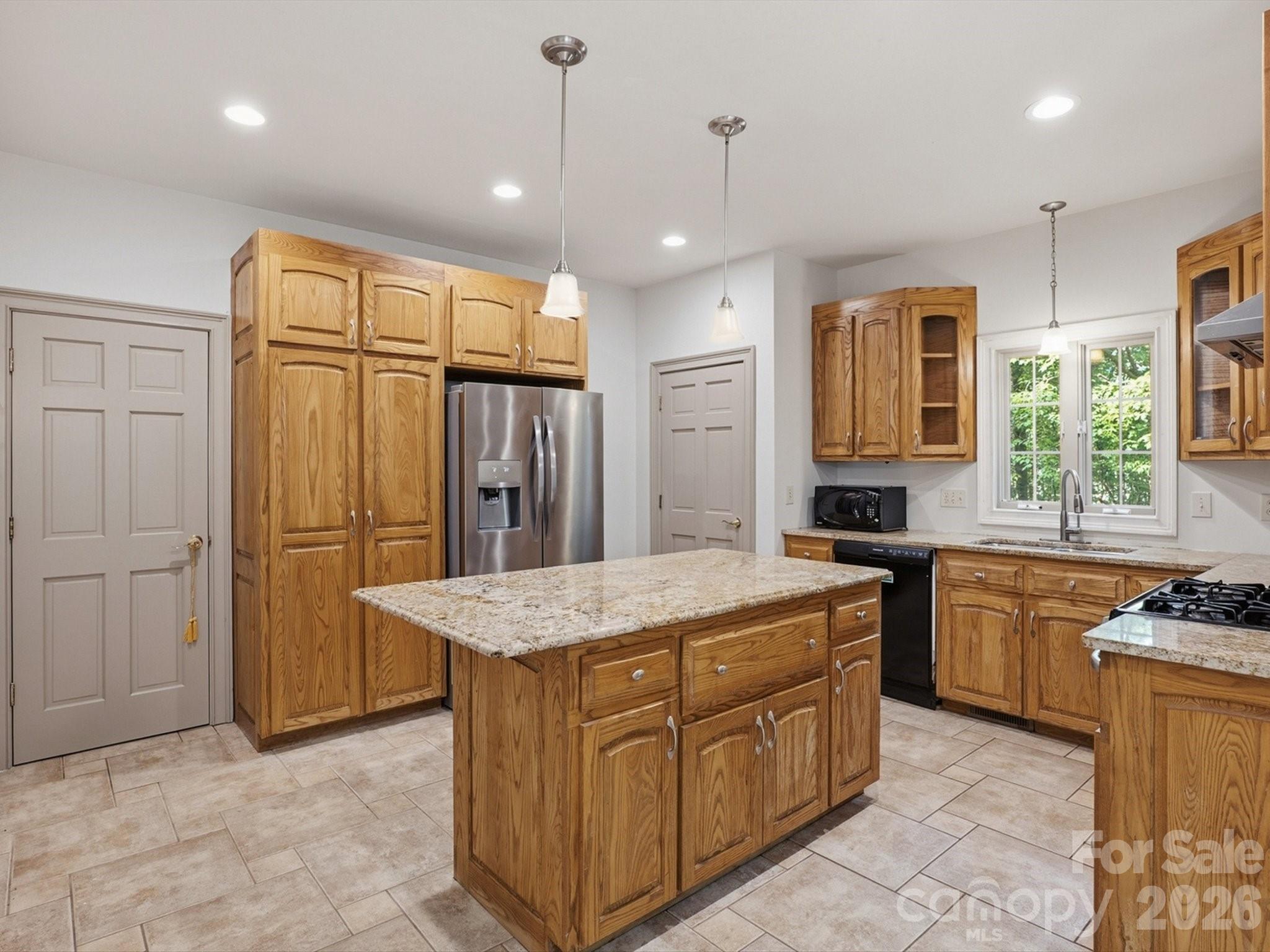 6717 Mccain Boulevard Property Photo 3
