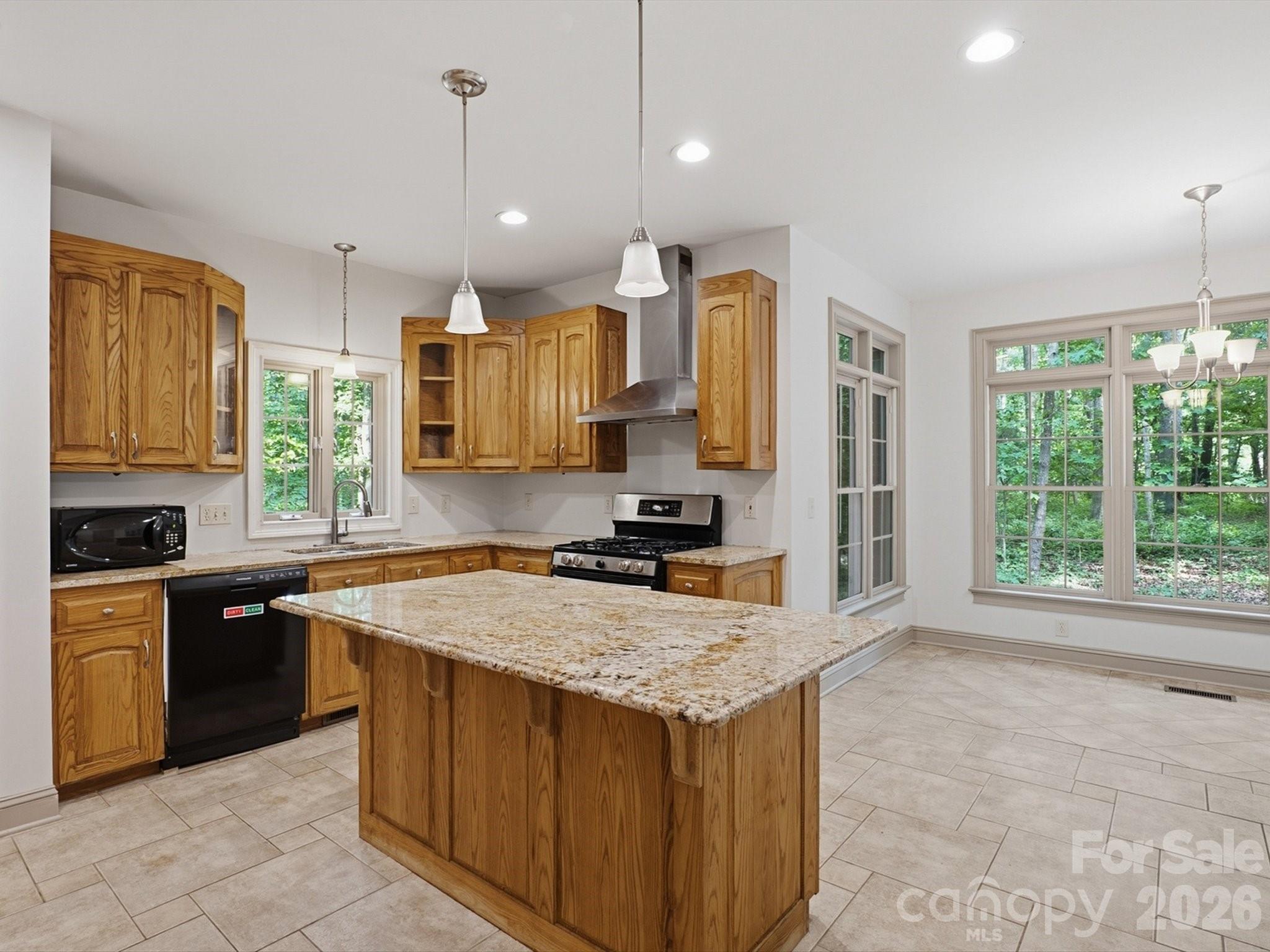6717 Mccain Boulevard Property Photo 10