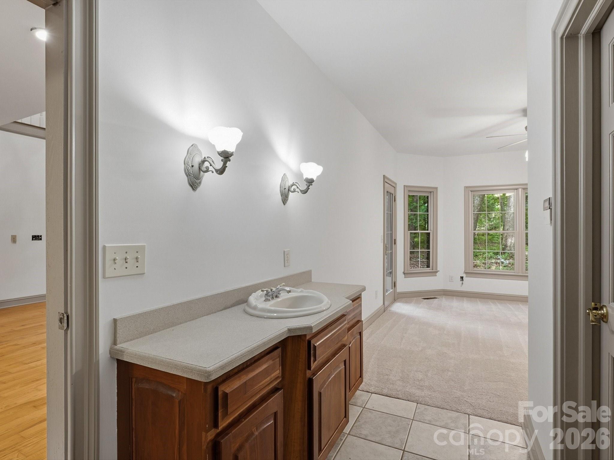 6717 Mccain Boulevard Property Photo 14
