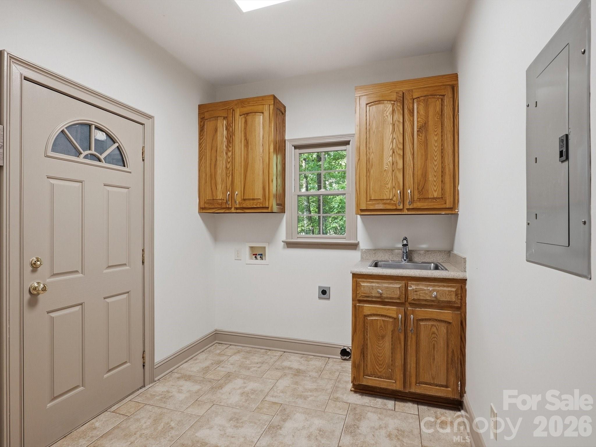 6717 Mccain Boulevard Property Photo 19