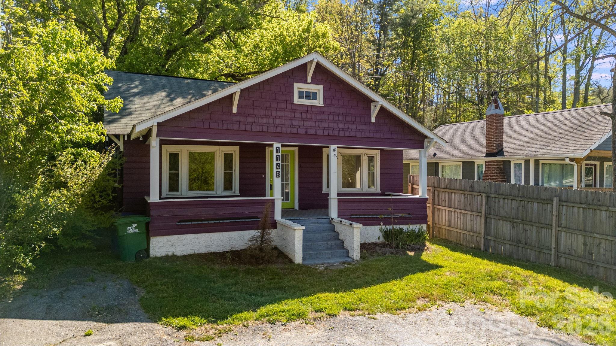1148 Charlotte Highway Property Photo 2