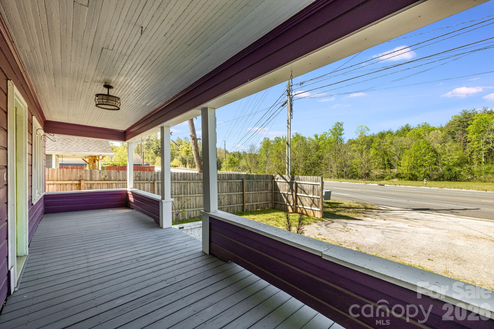 1148 Charlotte Highway Property Photo 4