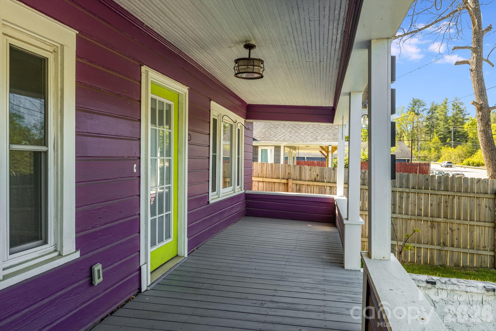 1148 Charlotte Highway Property Photo 6
