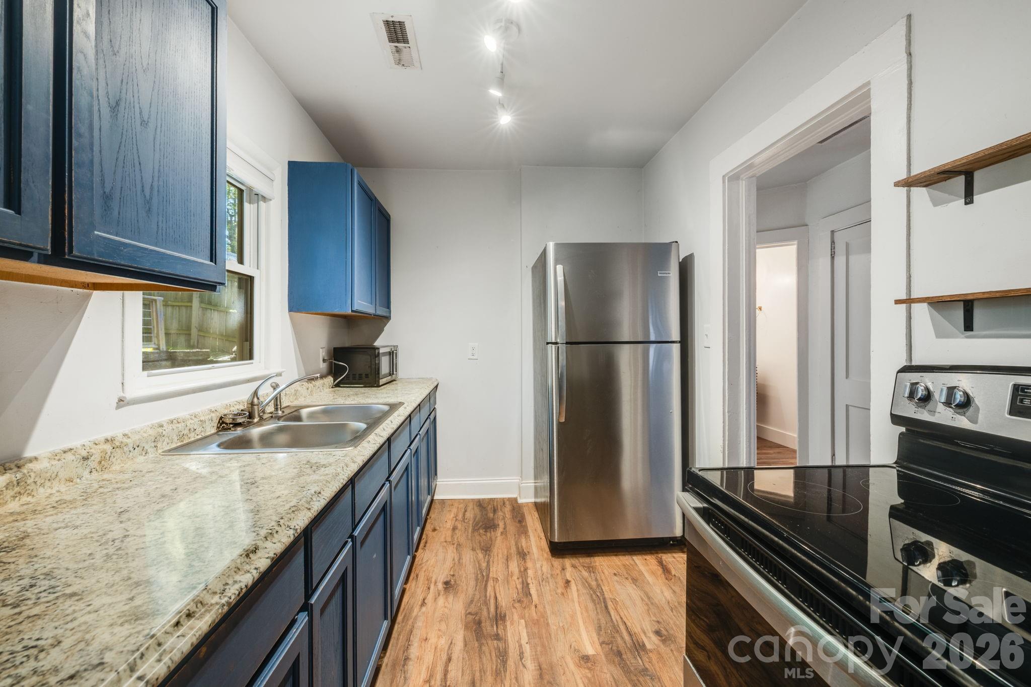 1148 Charlotte Highway Property Photo 18