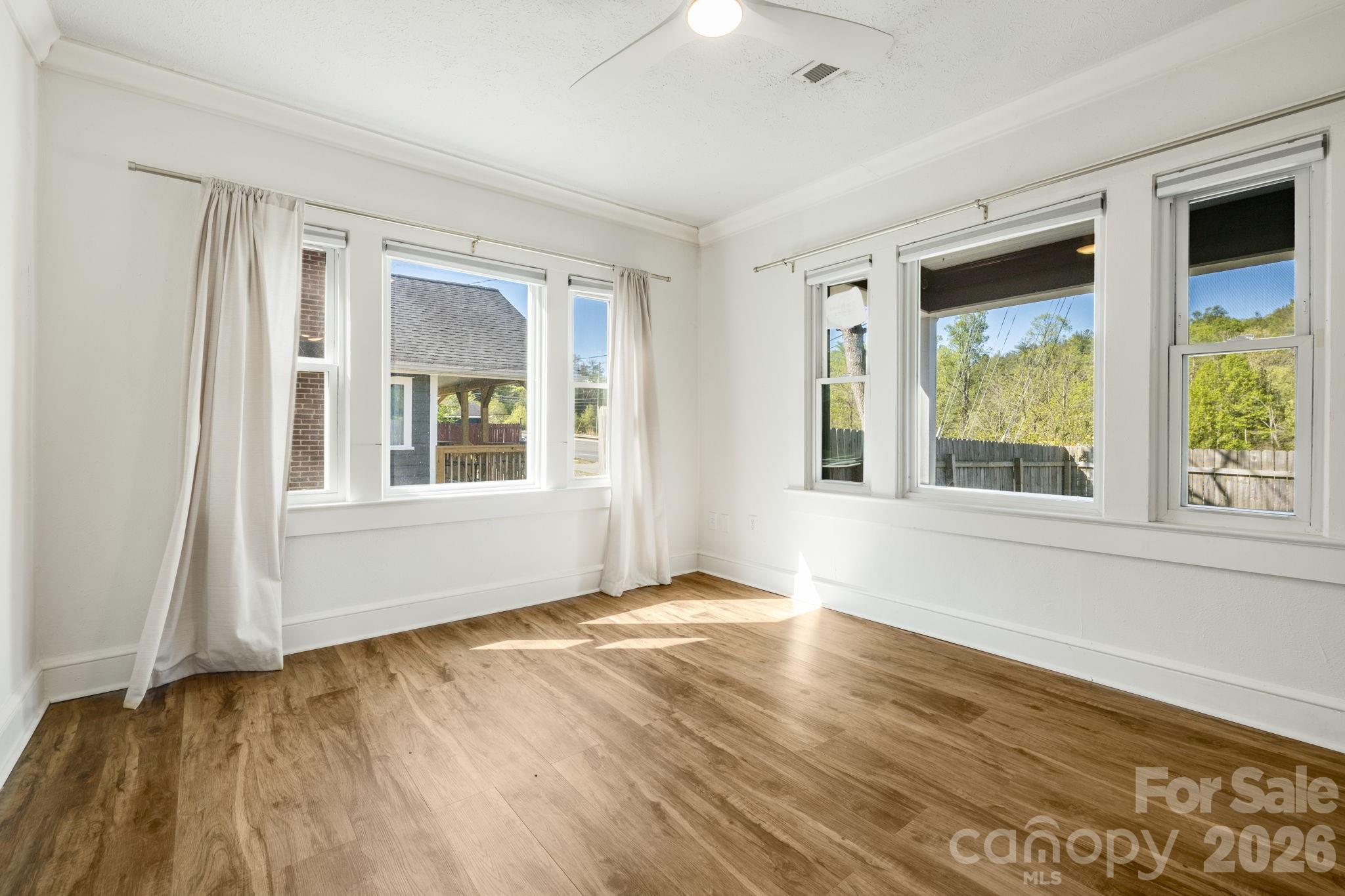 1148 Charlotte Highway Property Photo 23