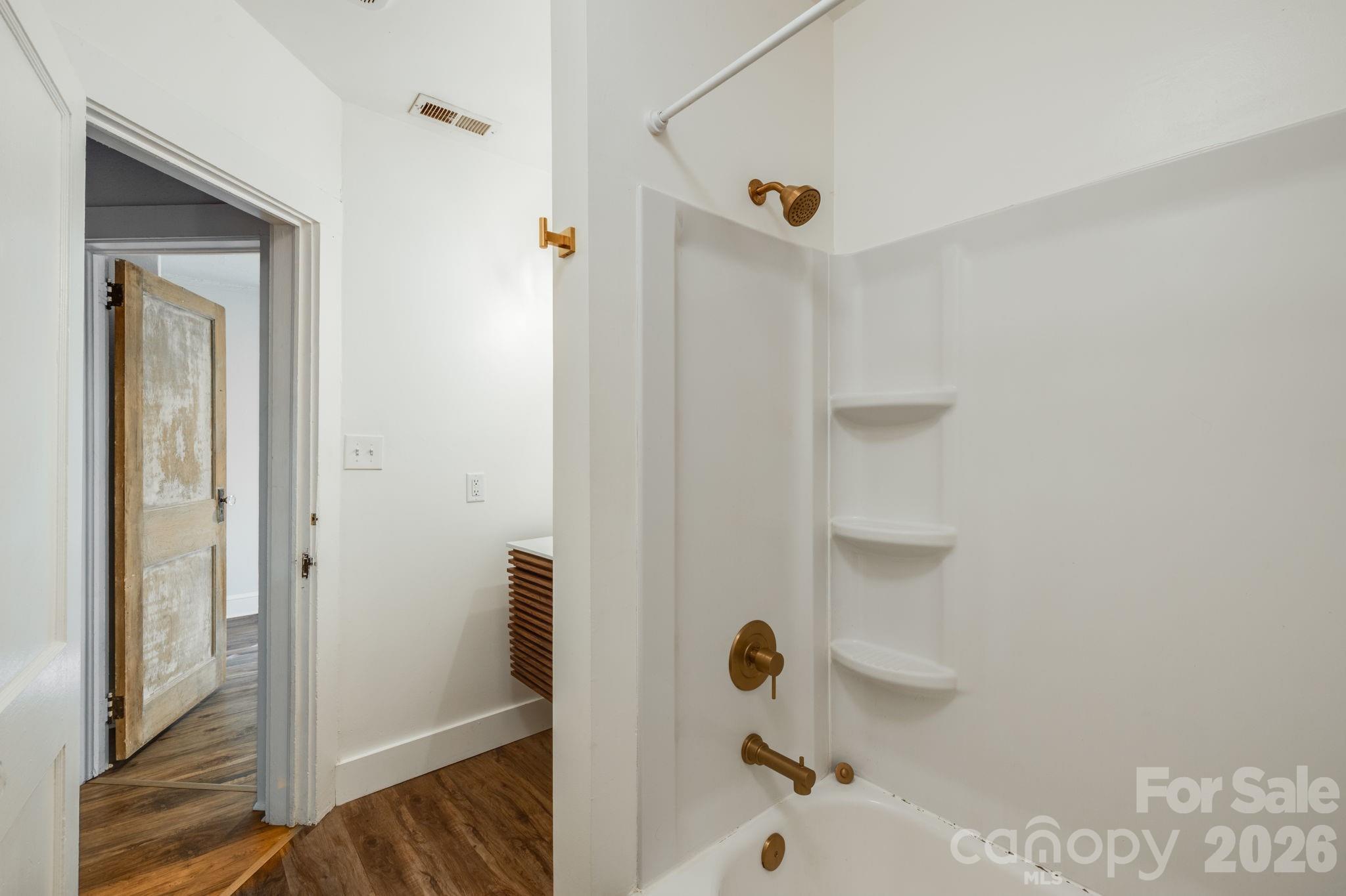 1148 Charlotte Highway Property Photo 30