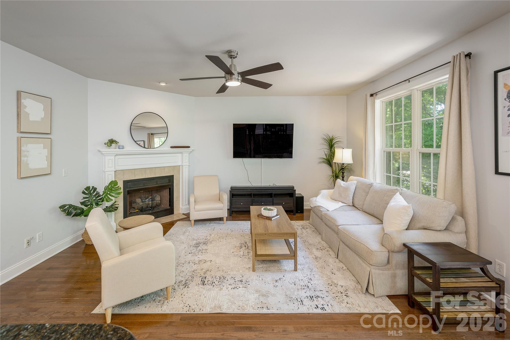 5 Hoolet Court Property Photo 6