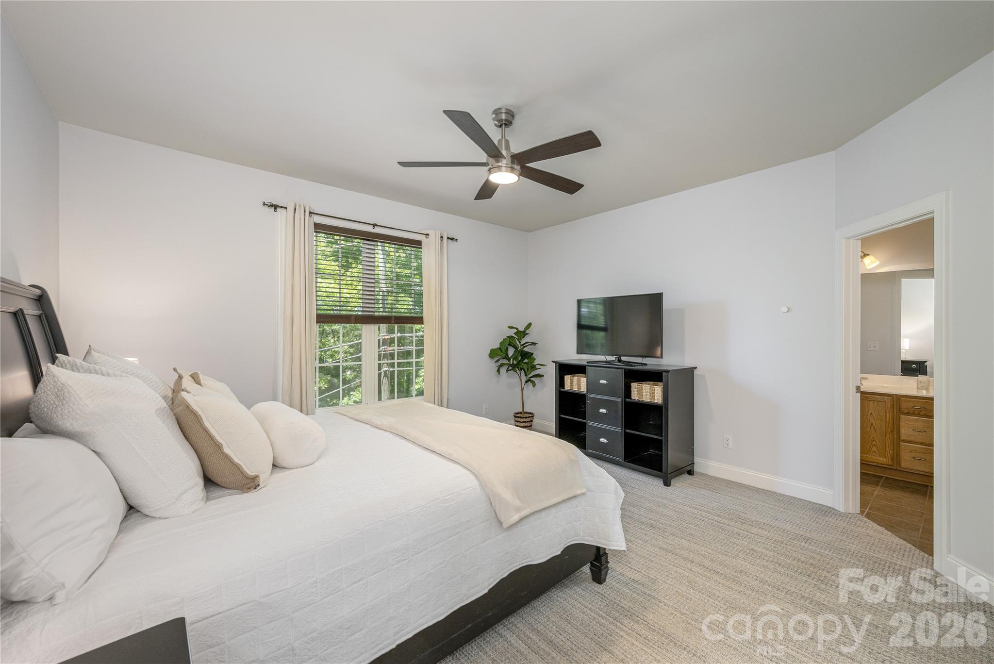 5 Hoolet Court Property Photo 12