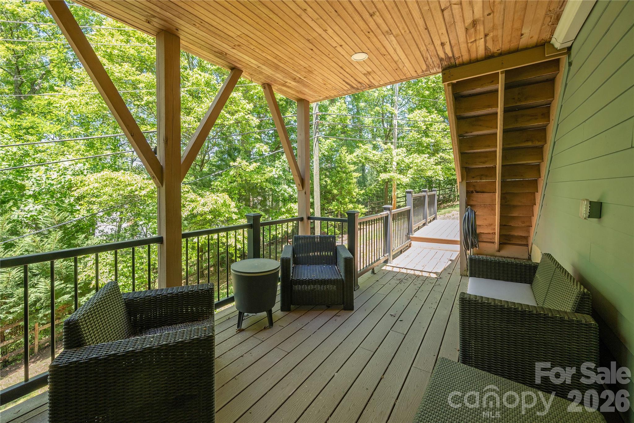 5 Hoolet Court Property Photo 20