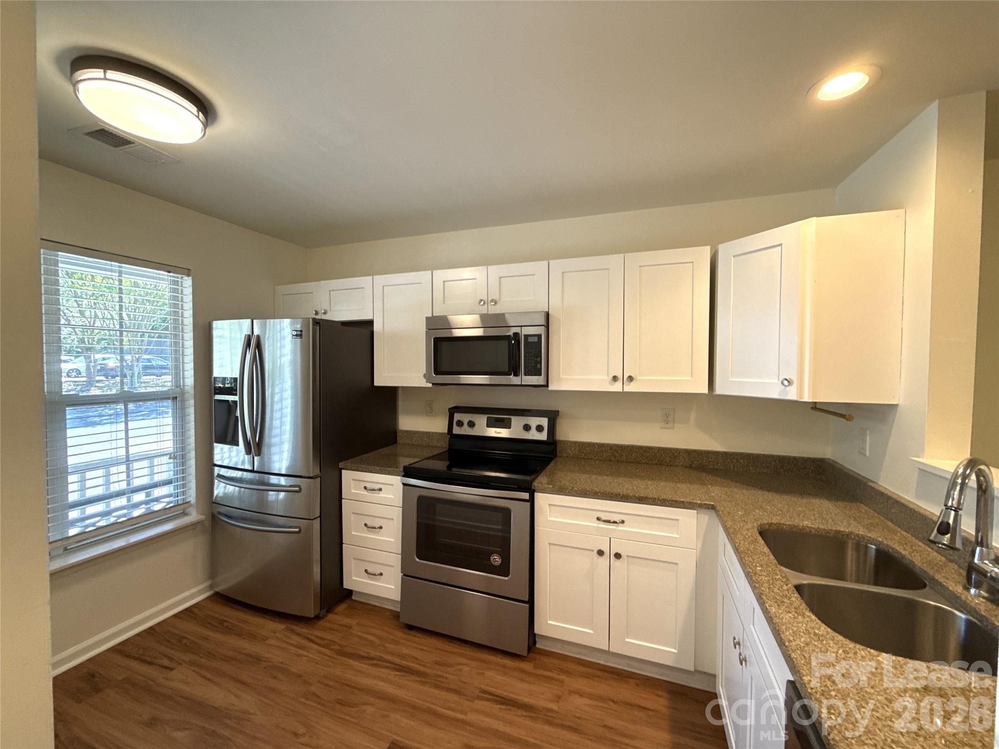 639 Mountainwater Drive Property Photo 2