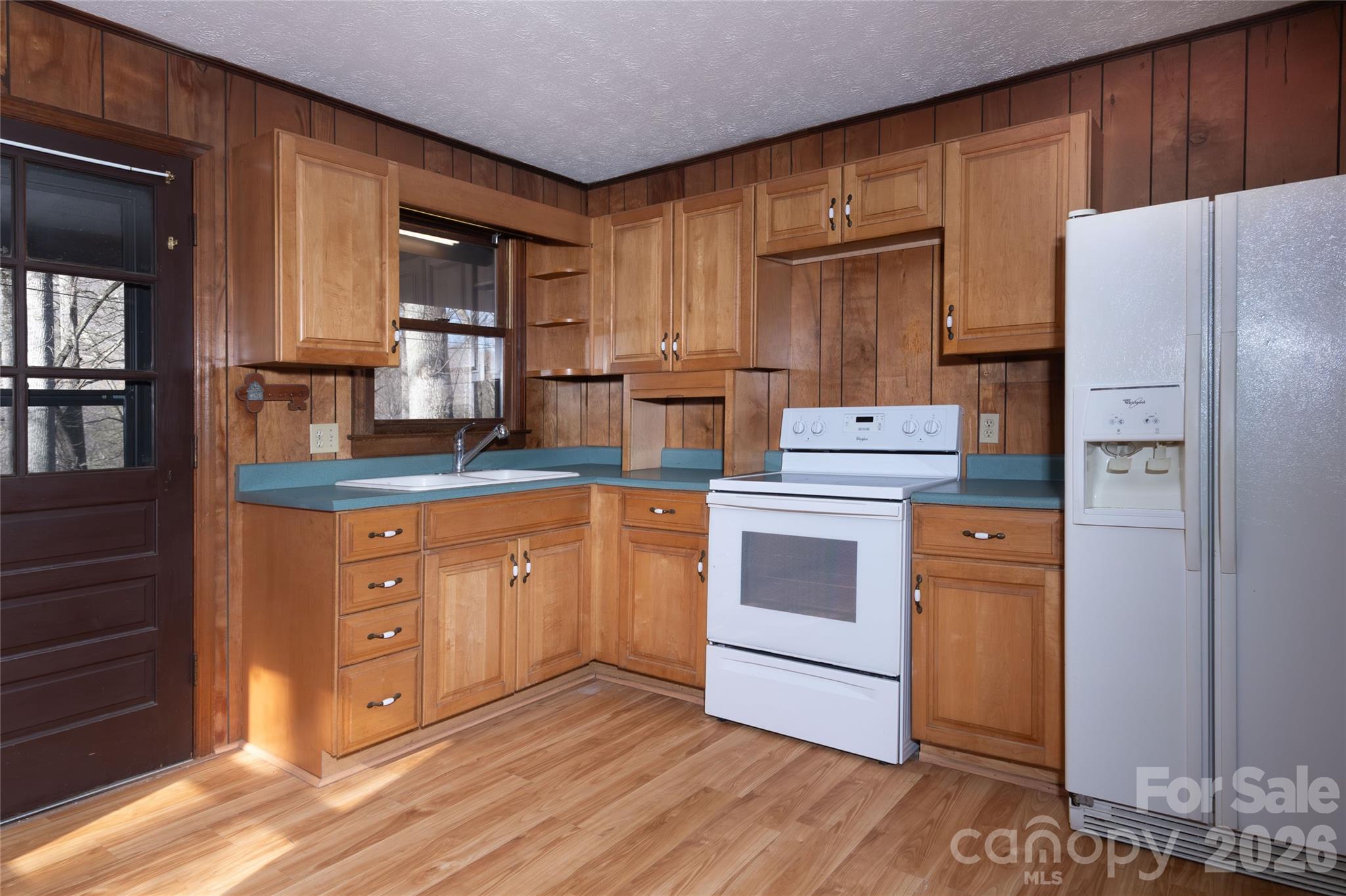 87 Sassafras Lane Property Photo 4