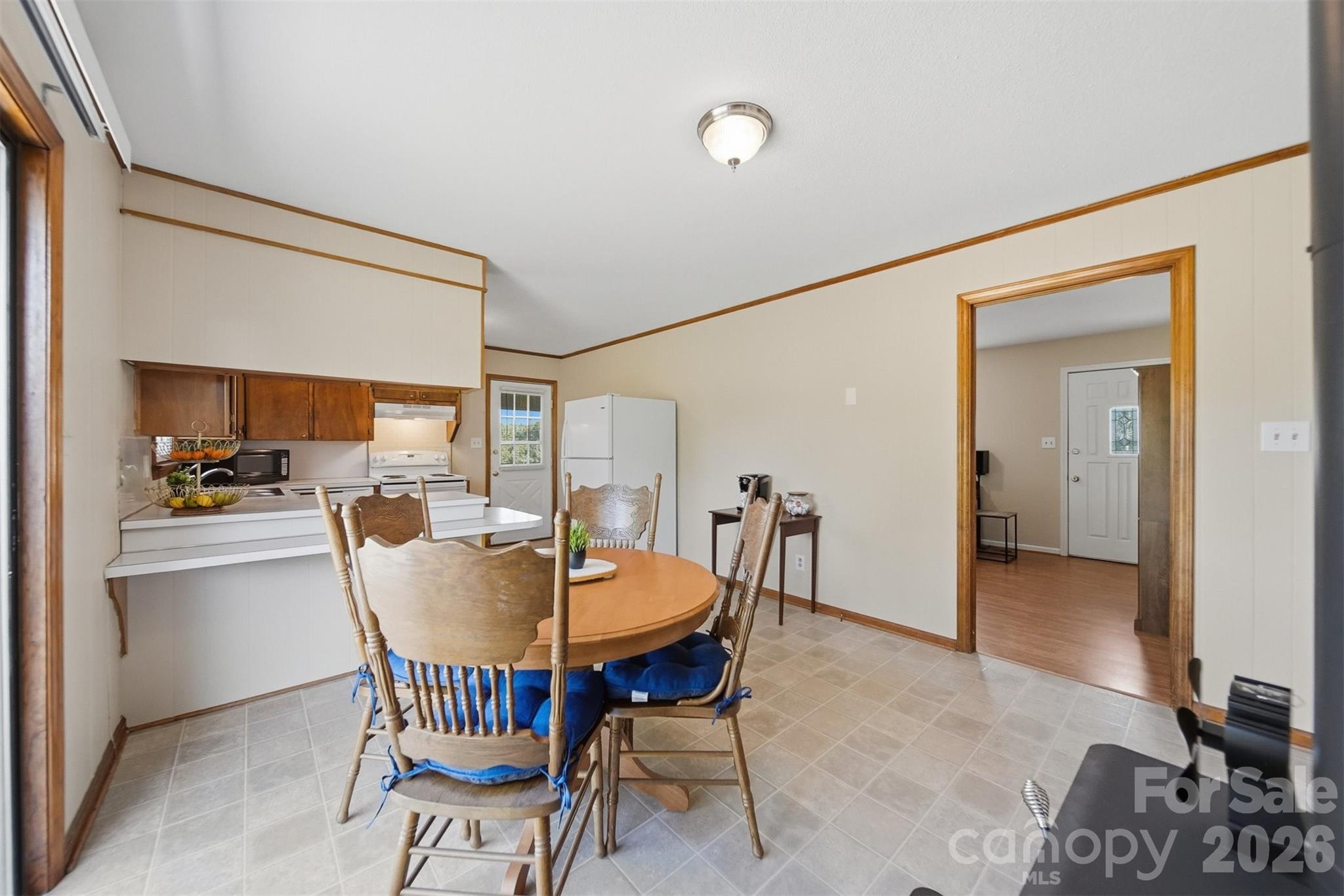 184 Edgegreen Court Property Photo 11