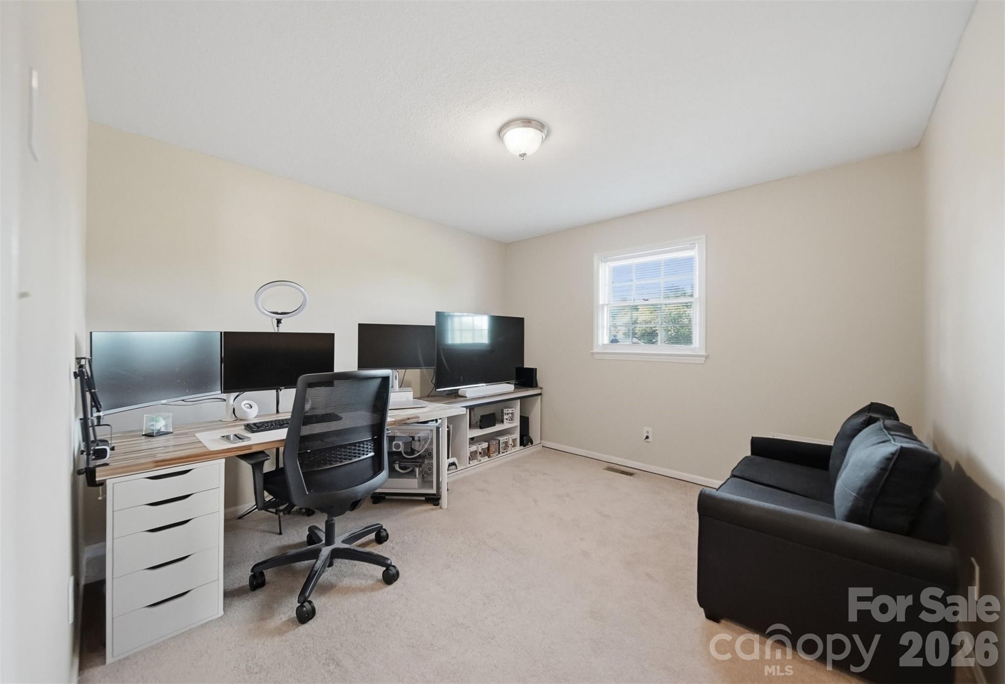 184 Edgegreen Court Property Photo 29
