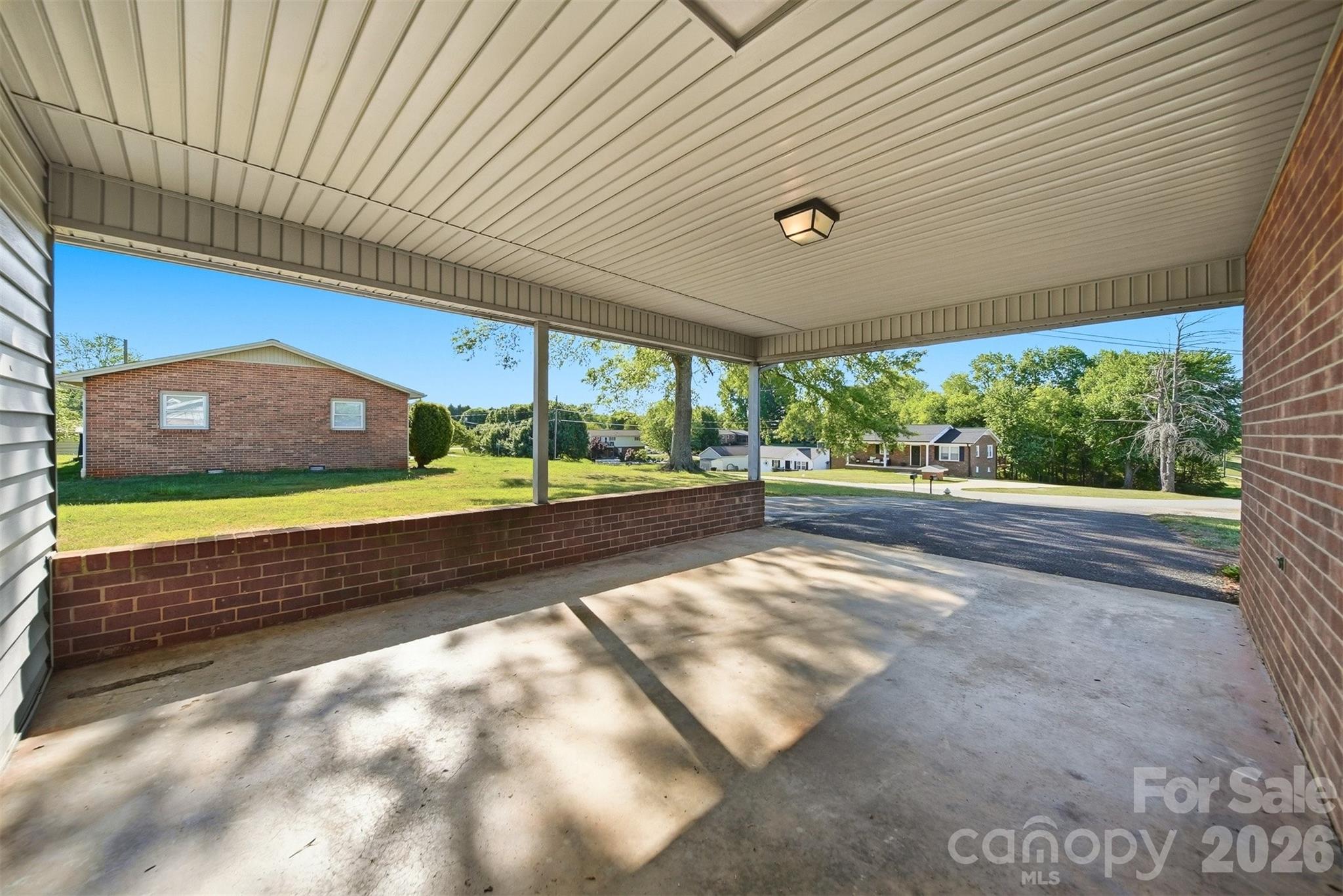 184 Edgegreen Court Property Photo 40
