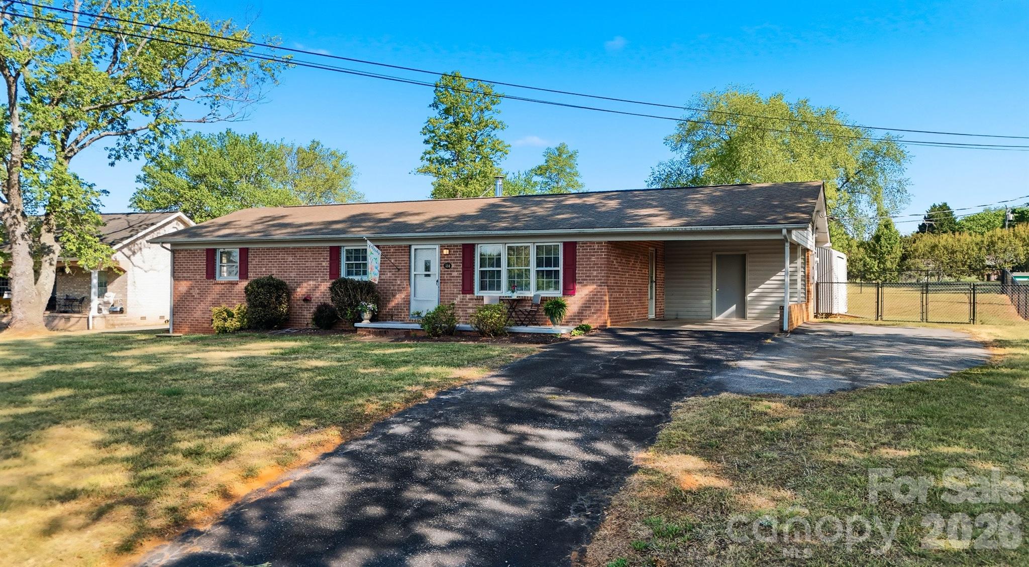 184 Edgegreen Court Property Photo 43