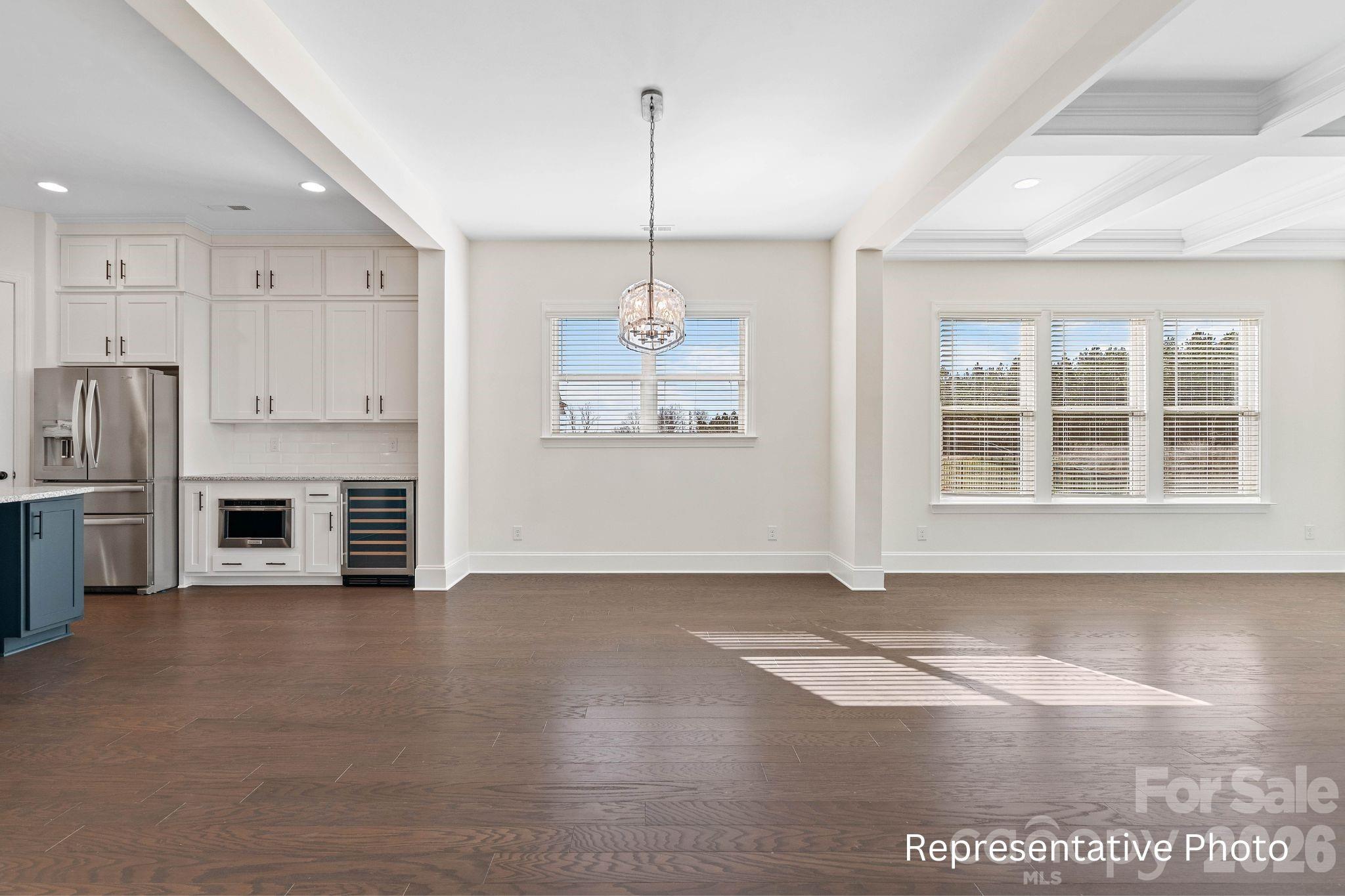 20392 Queens Street Property Photo 14