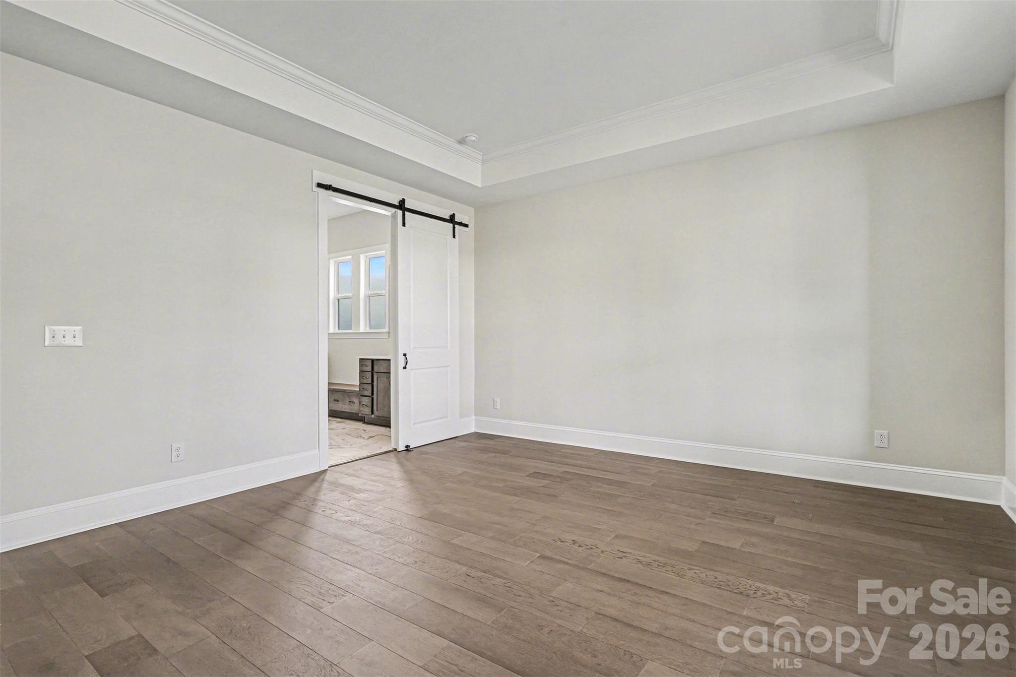 20392 Queens Street Property Photo 18