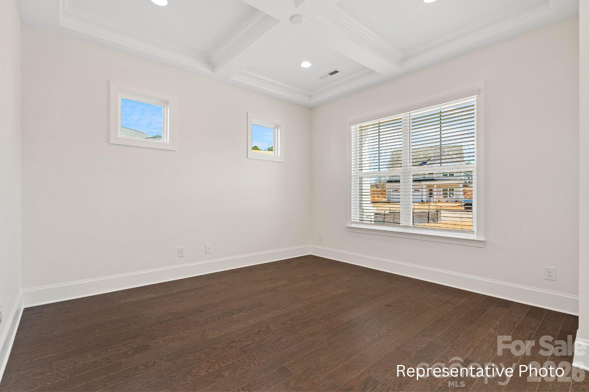 20392 Queens Street Property Photo 19