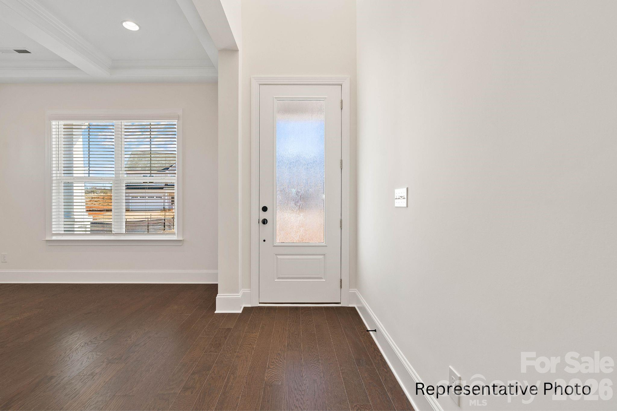20392 Queens Street Property Photo 32