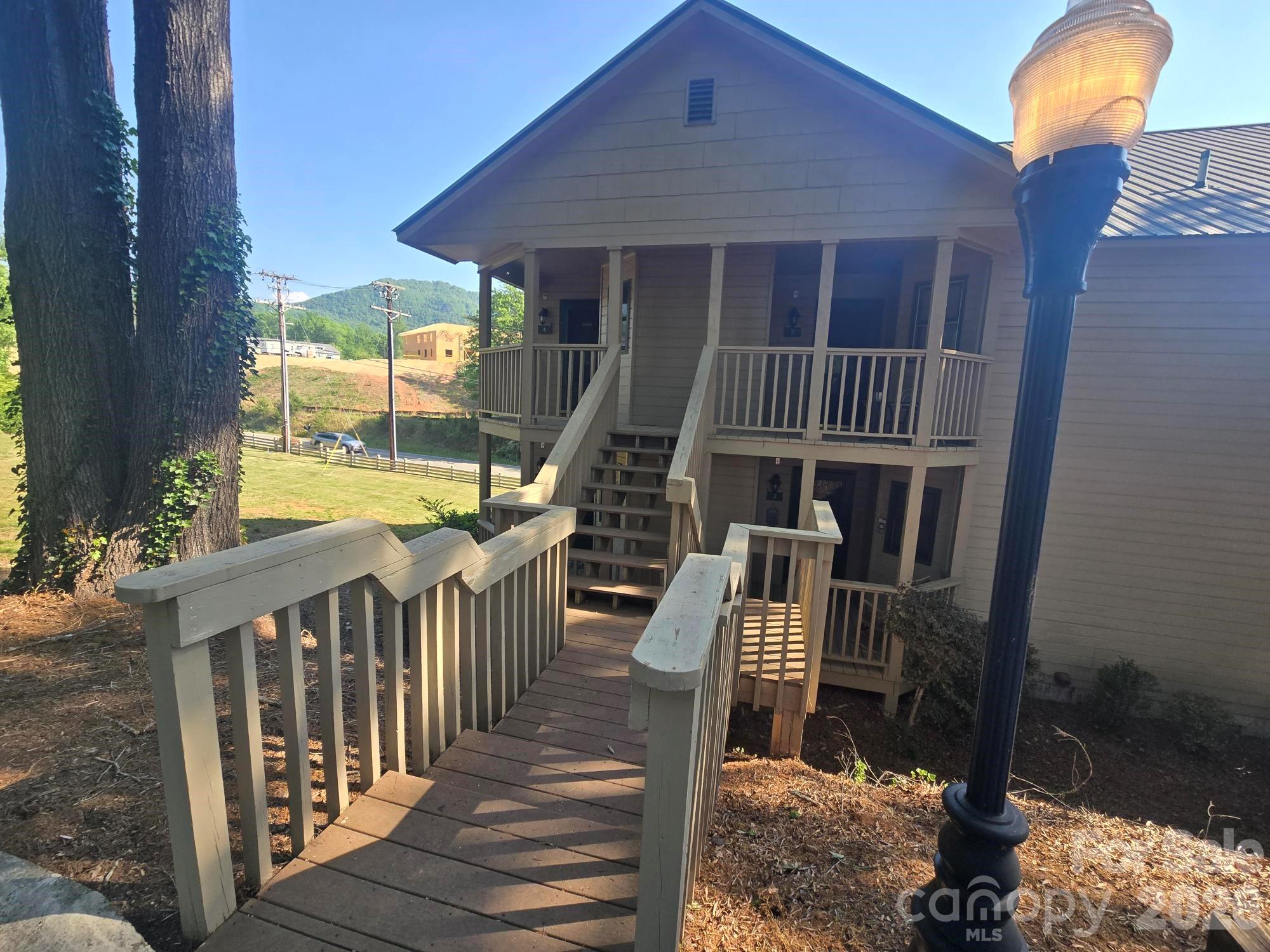 160 Whitney Boulevard 4 Property Photo 1