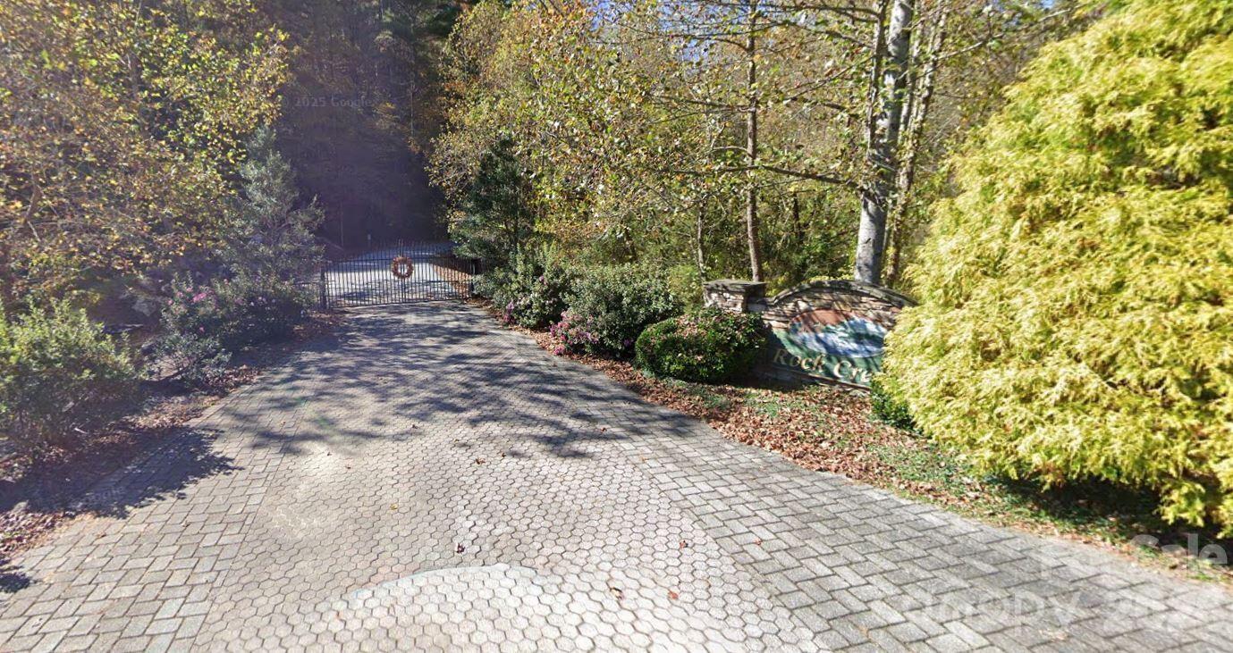 100 Black Bear Ridge Trail Property Photo 5
