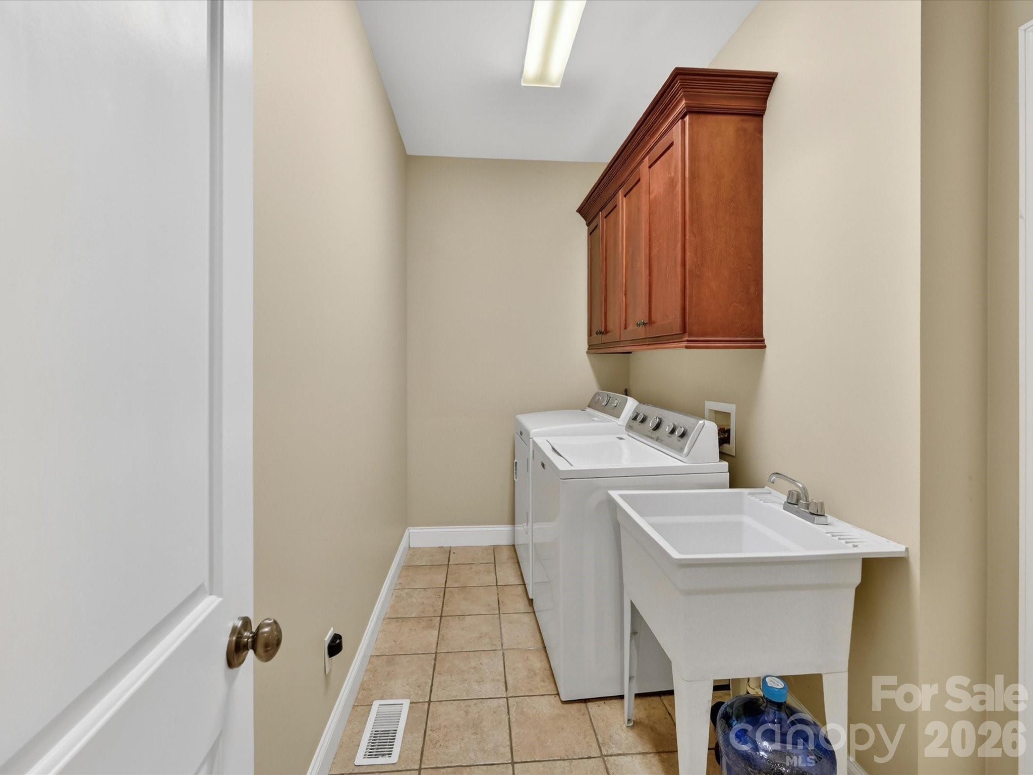 112 Misty Meadows Court Property Photo 34