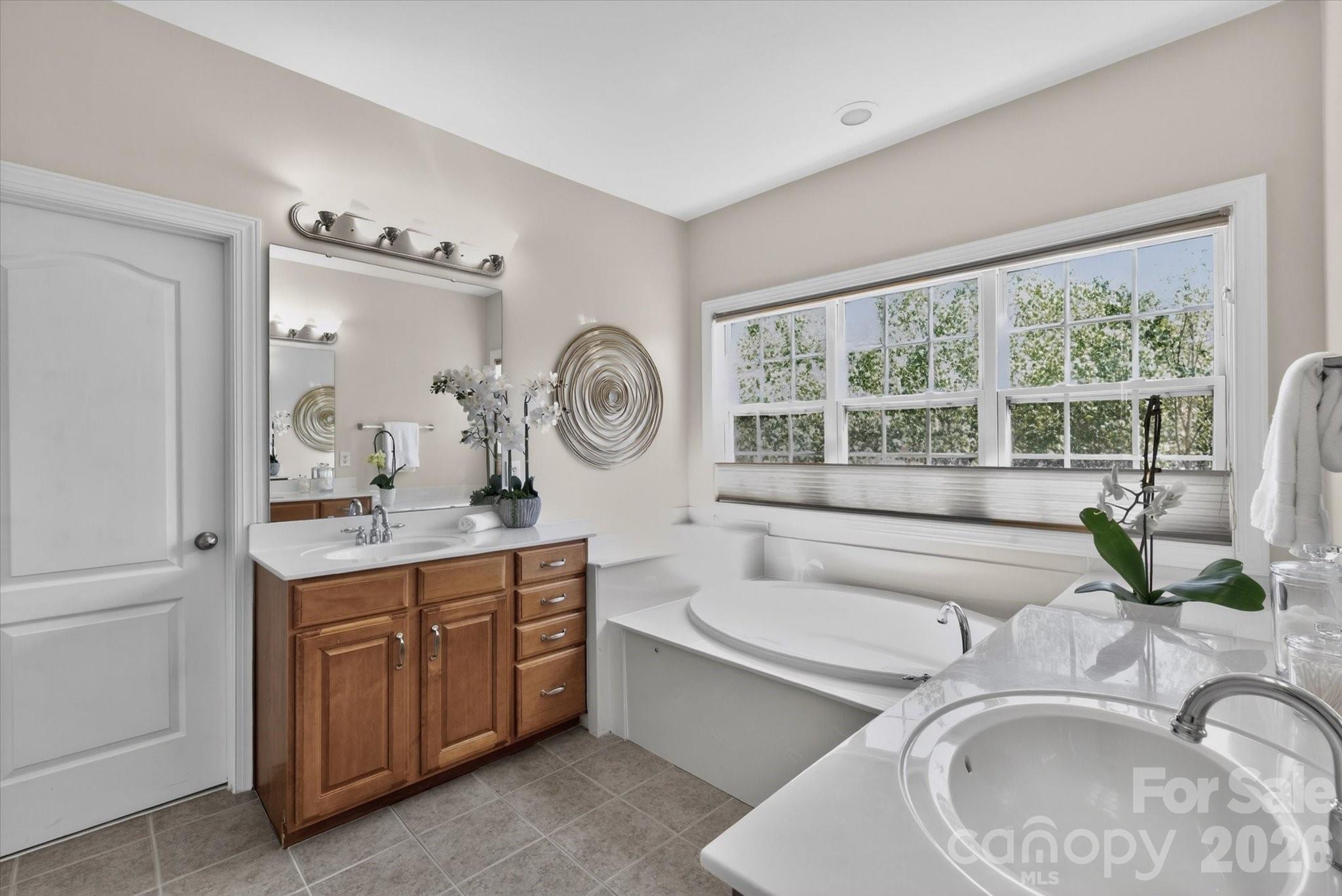 4936 Hawk Shadow Lane Property Photo 23