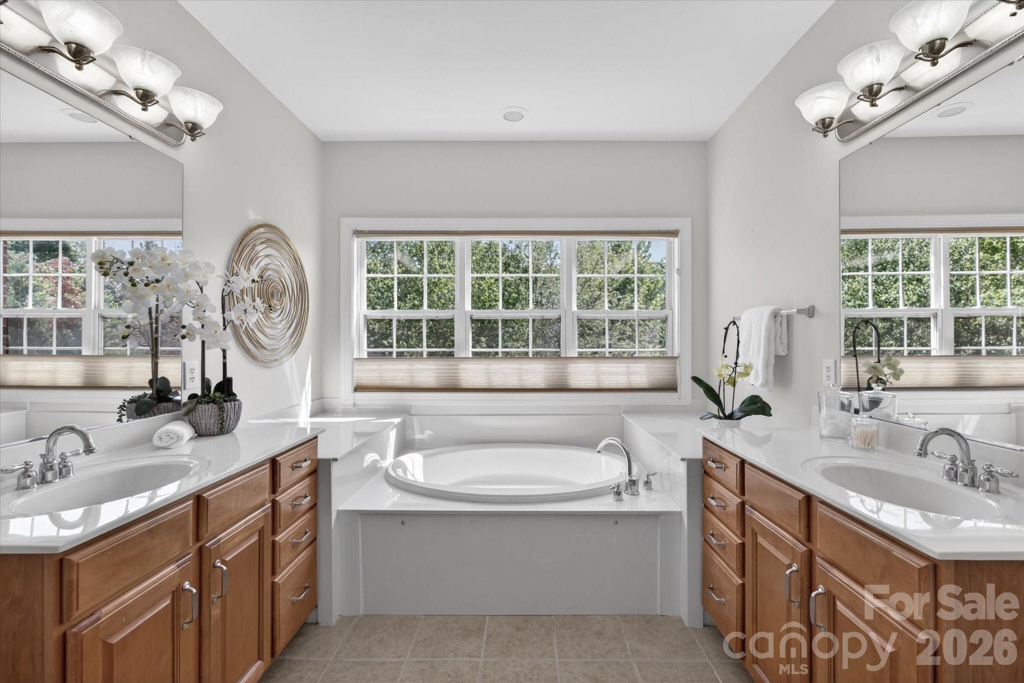 4936 Hawk Shadow Lane Property Photo 24