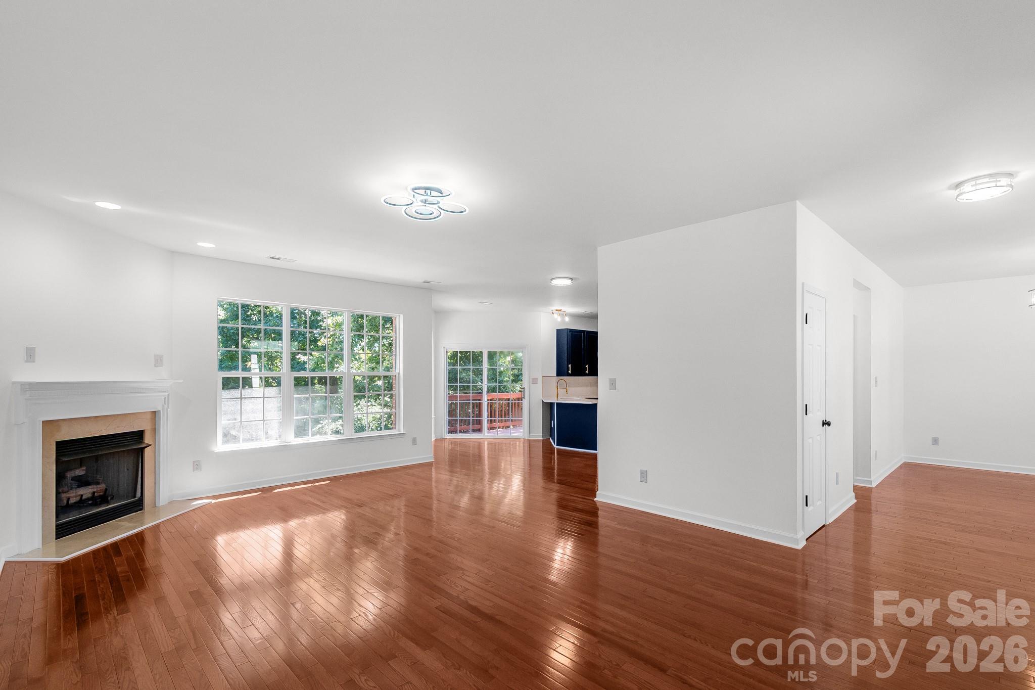 4227 Kiser Woods Drive Property Photo 10
