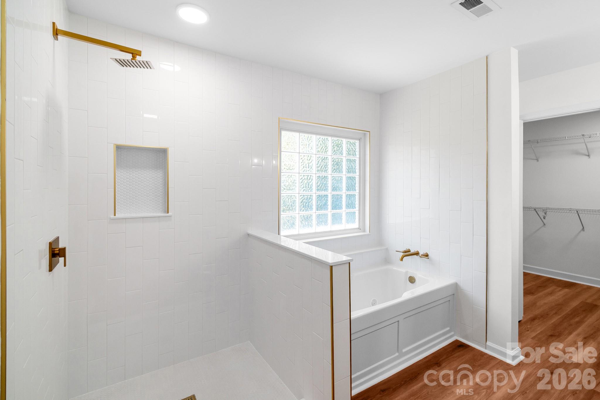 4227 Kiser Woods Drive Property Photo 20