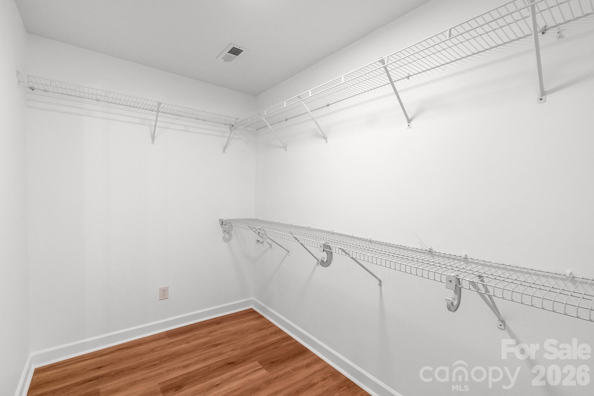 4227 Kiser Woods Drive Property Photo 23