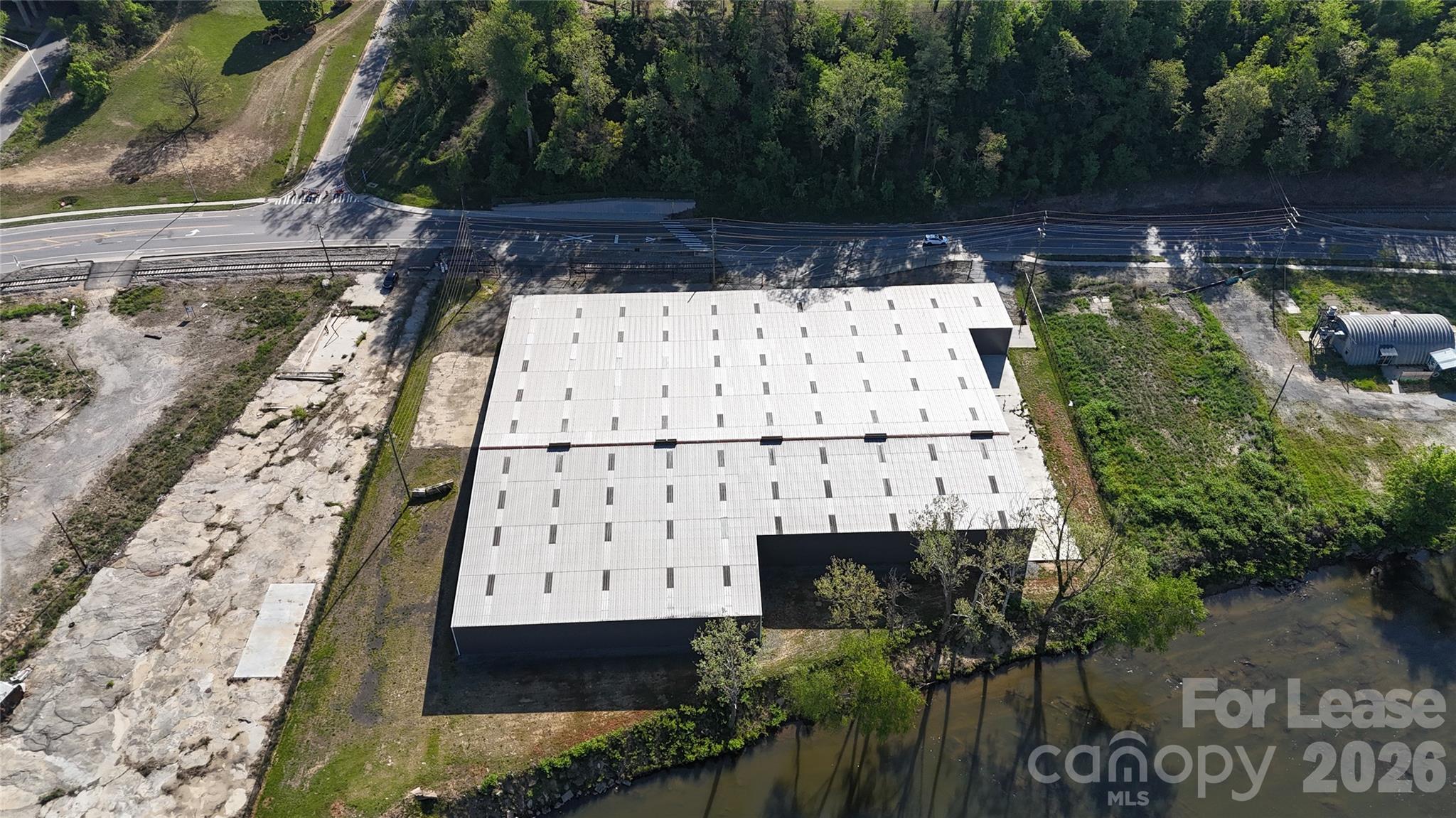 440 Riverside Drive Property Photo 18