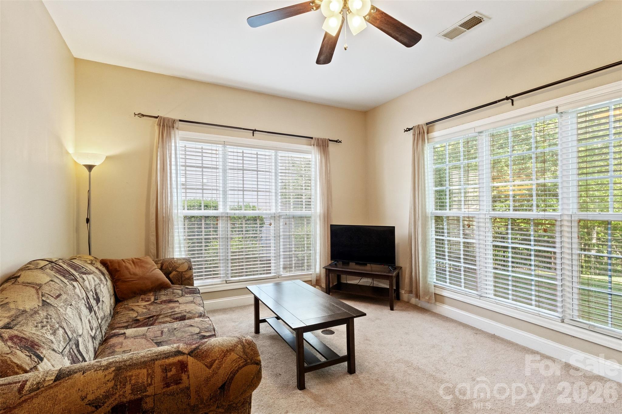 8458 Mossy Cup Trail Property Photo 7