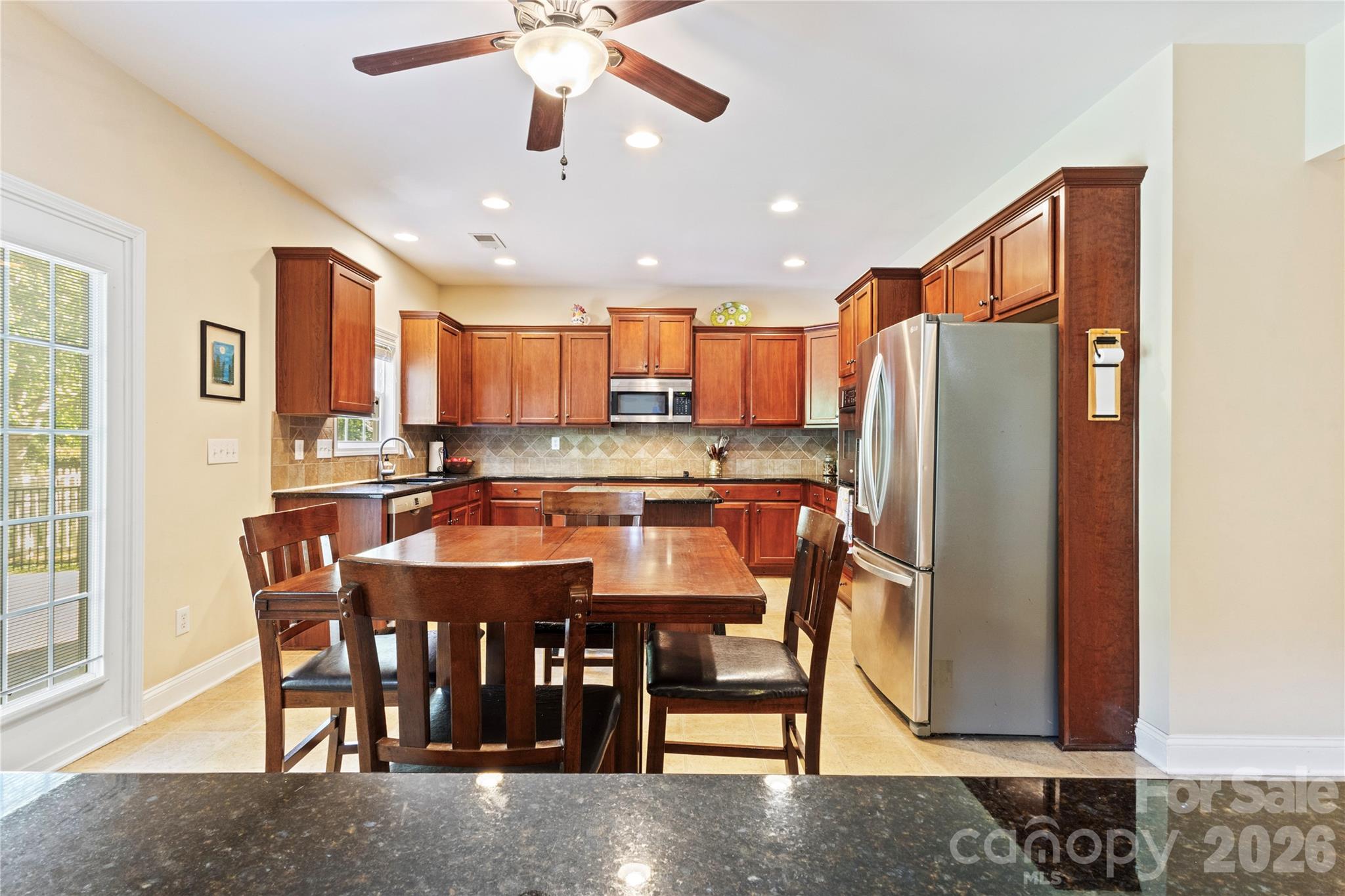 8458 Mossy Cup Trail Property Photo 12