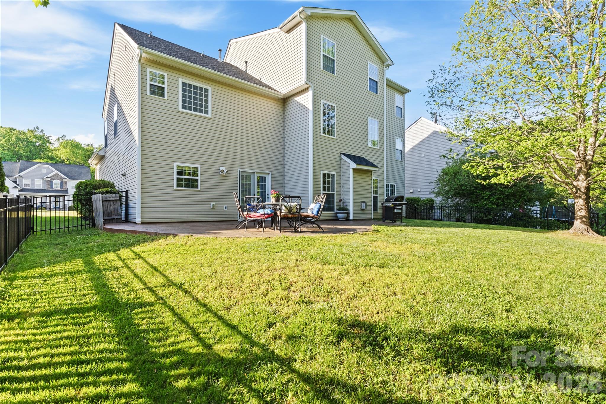 8458 Mossy Cup Trail Property Photo 37