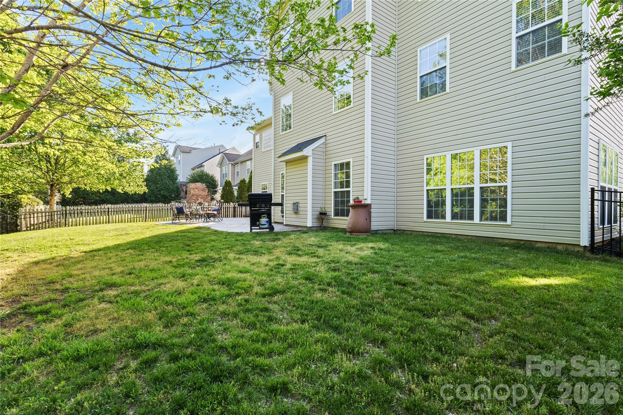 8458 Mossy Cup Trail Property Photo 38