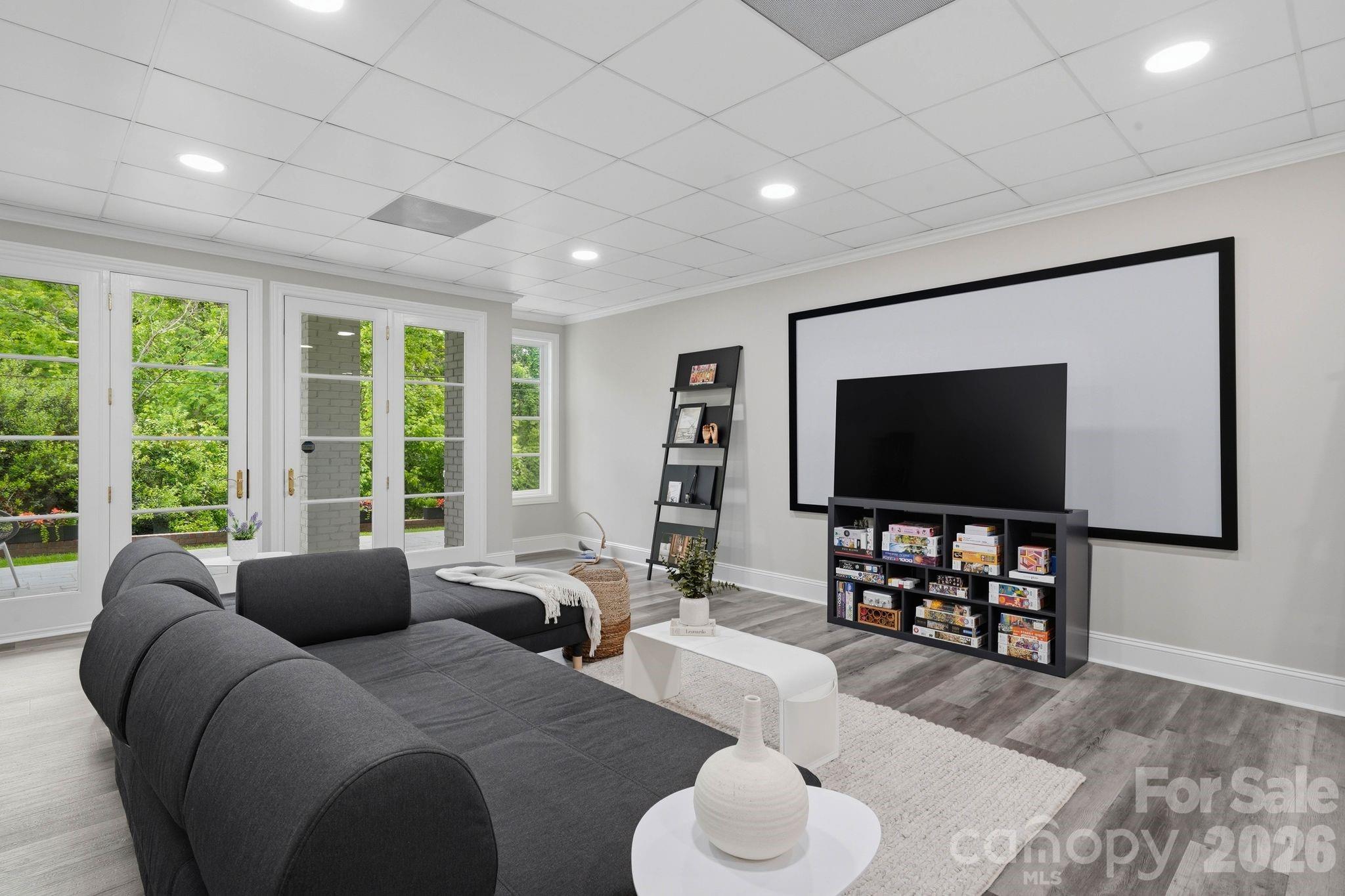 1120 Chollywood Drive Property Photo 38