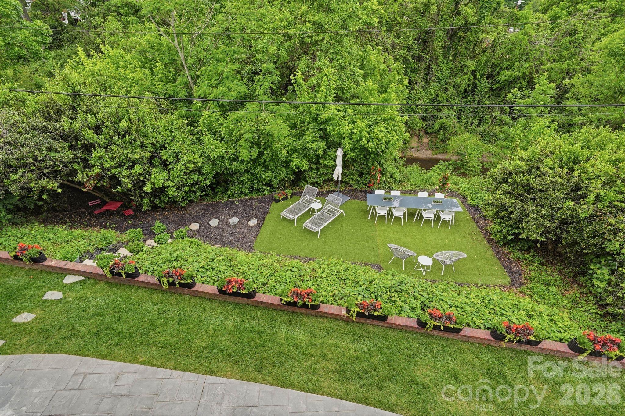 1120 Chollywood Drive Property Photo 44