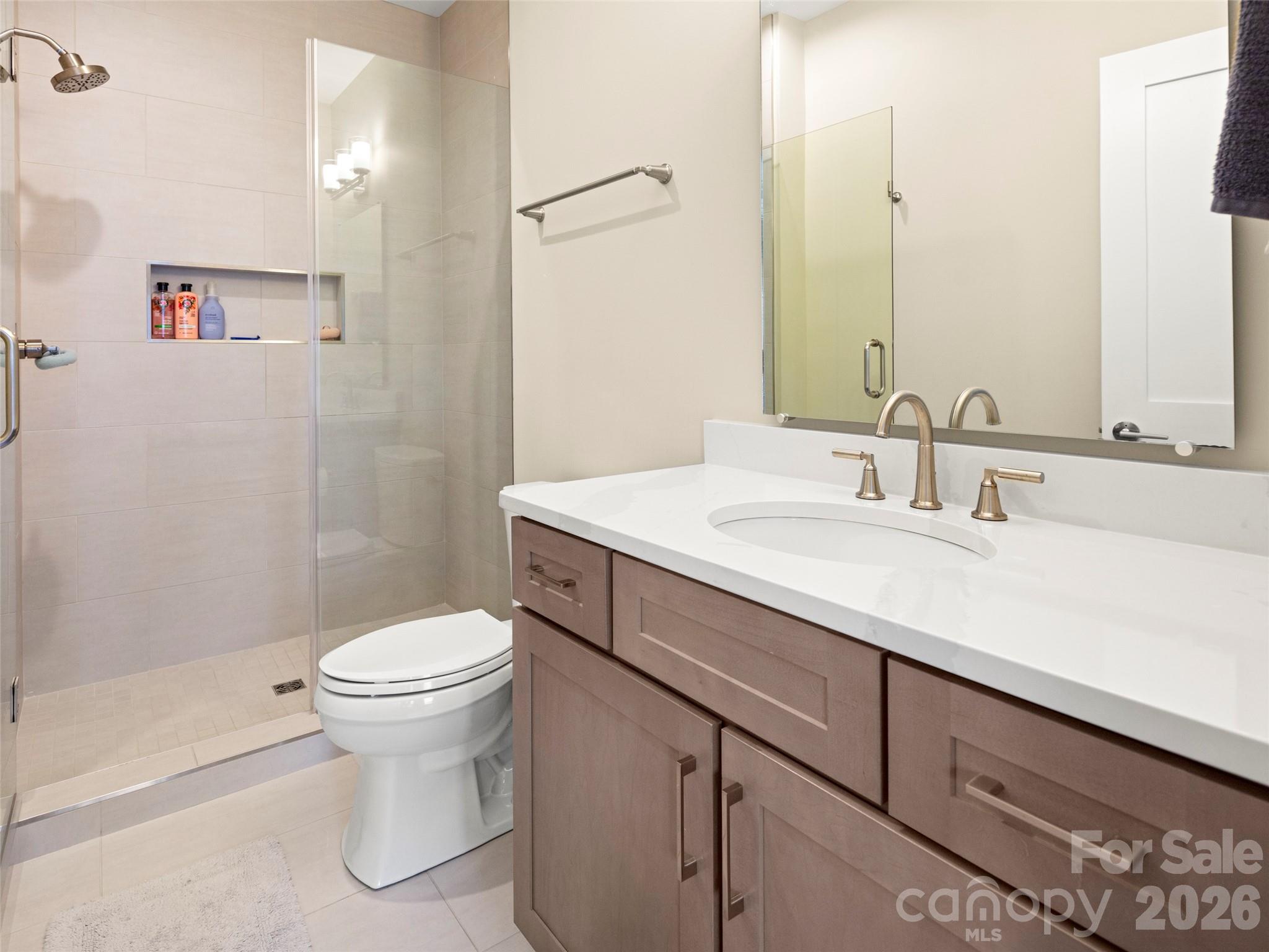 221 Broadway Street Property Photo 19