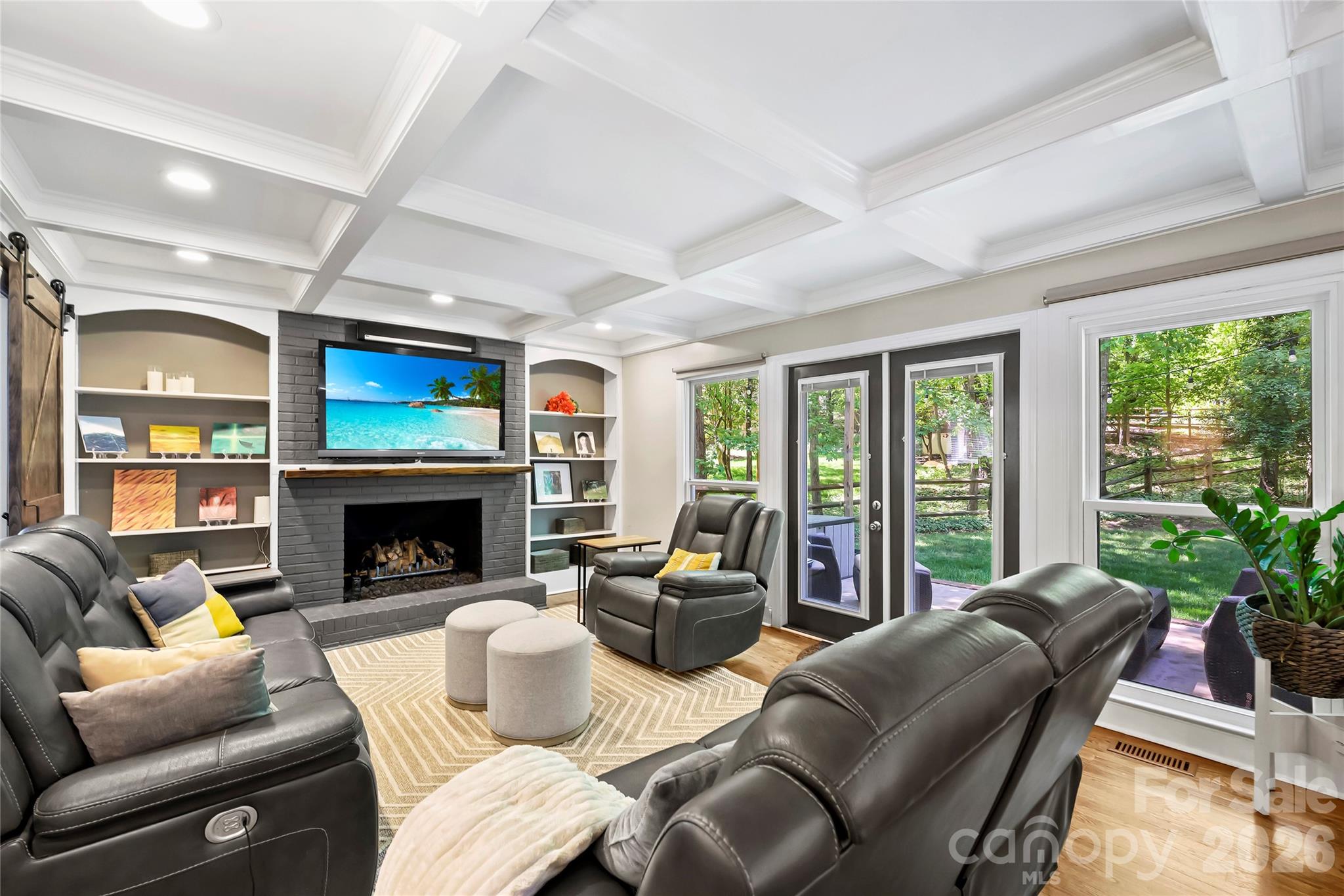 5525 Lancelot Drive Property Photo 1