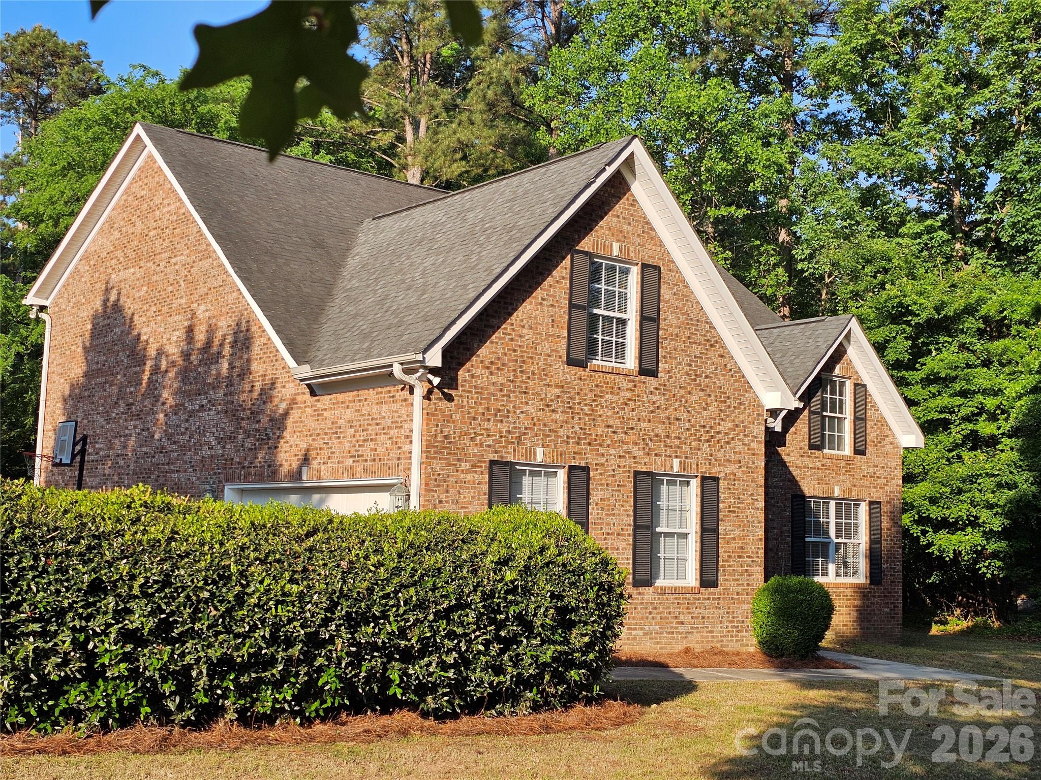 2843 Lakeshore Drive Property Photo 6