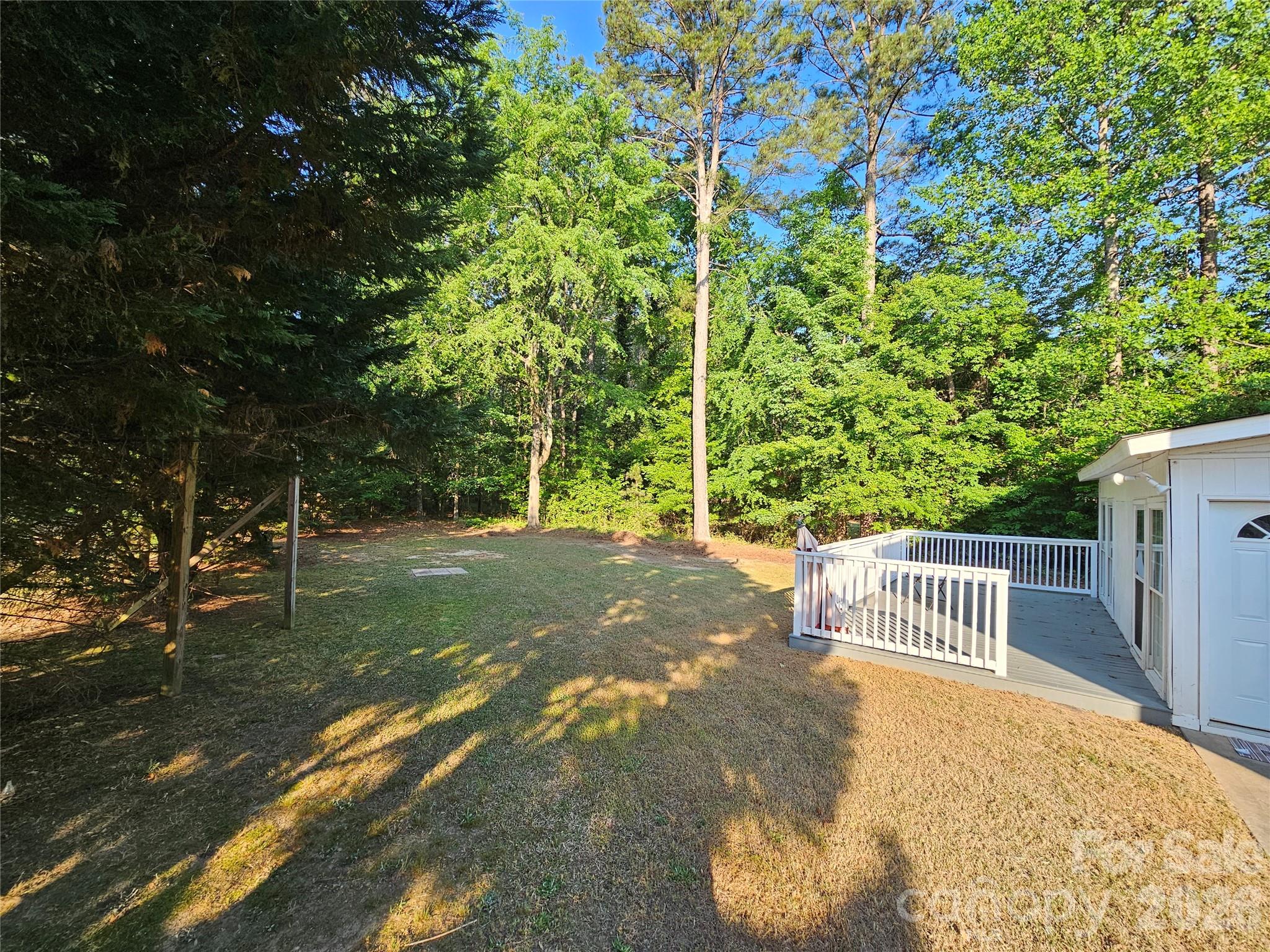 2843 Lakeshore Drive Property Photo 10
